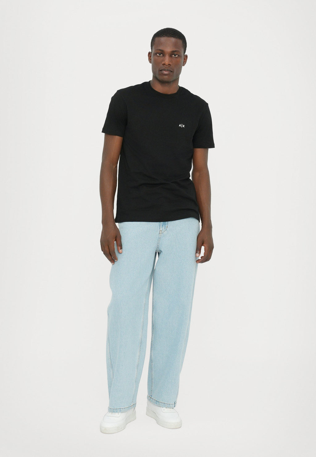 T-SHIRT REGULAR FIT - Basic T-shirt - black