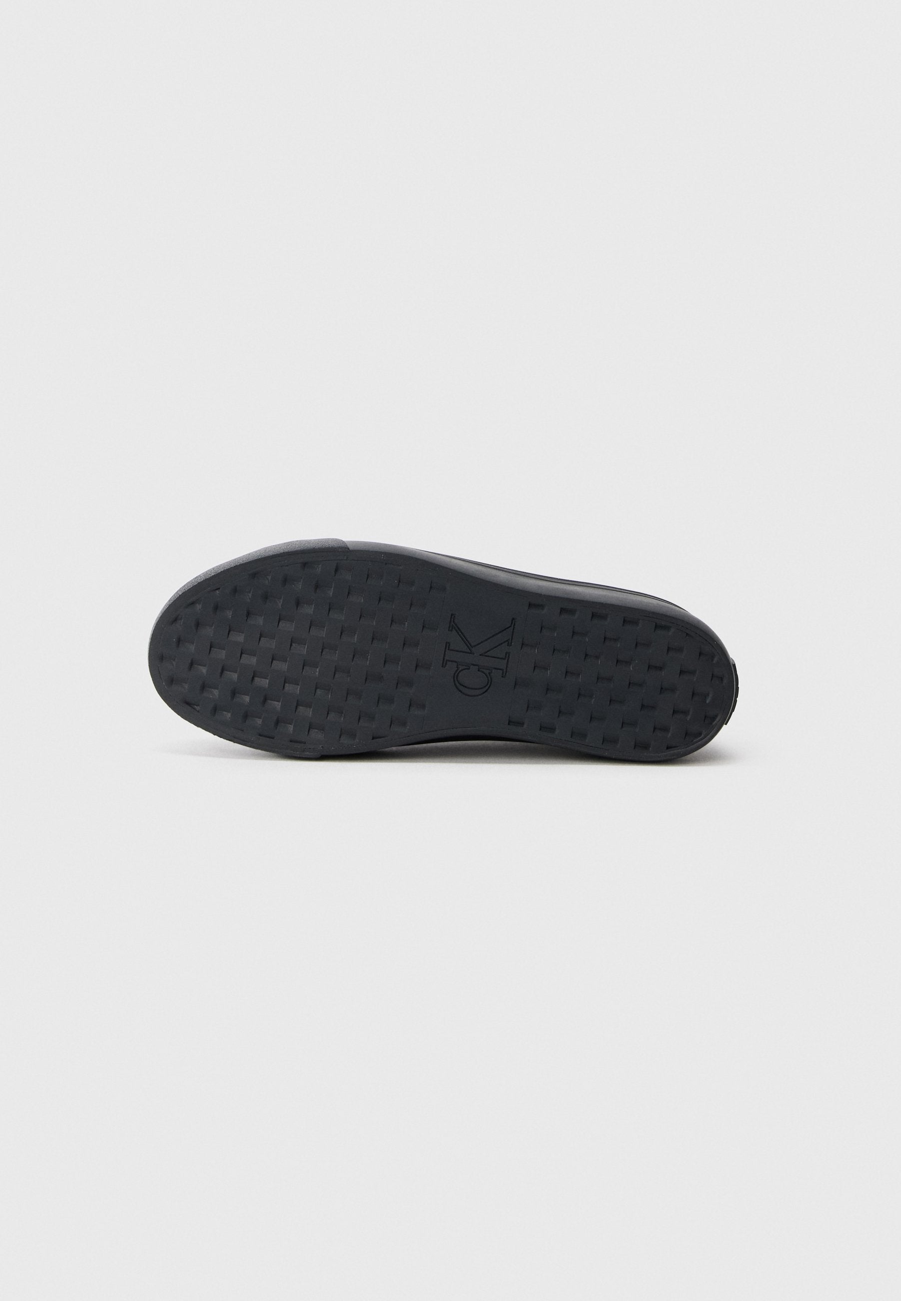 VULC - Trainers - black