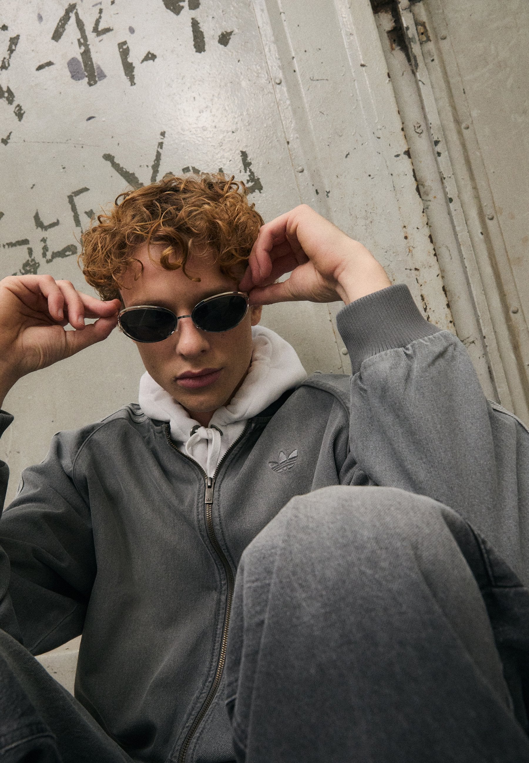 ADICOLOR LOOSE DENIM - Veste en jean - gris