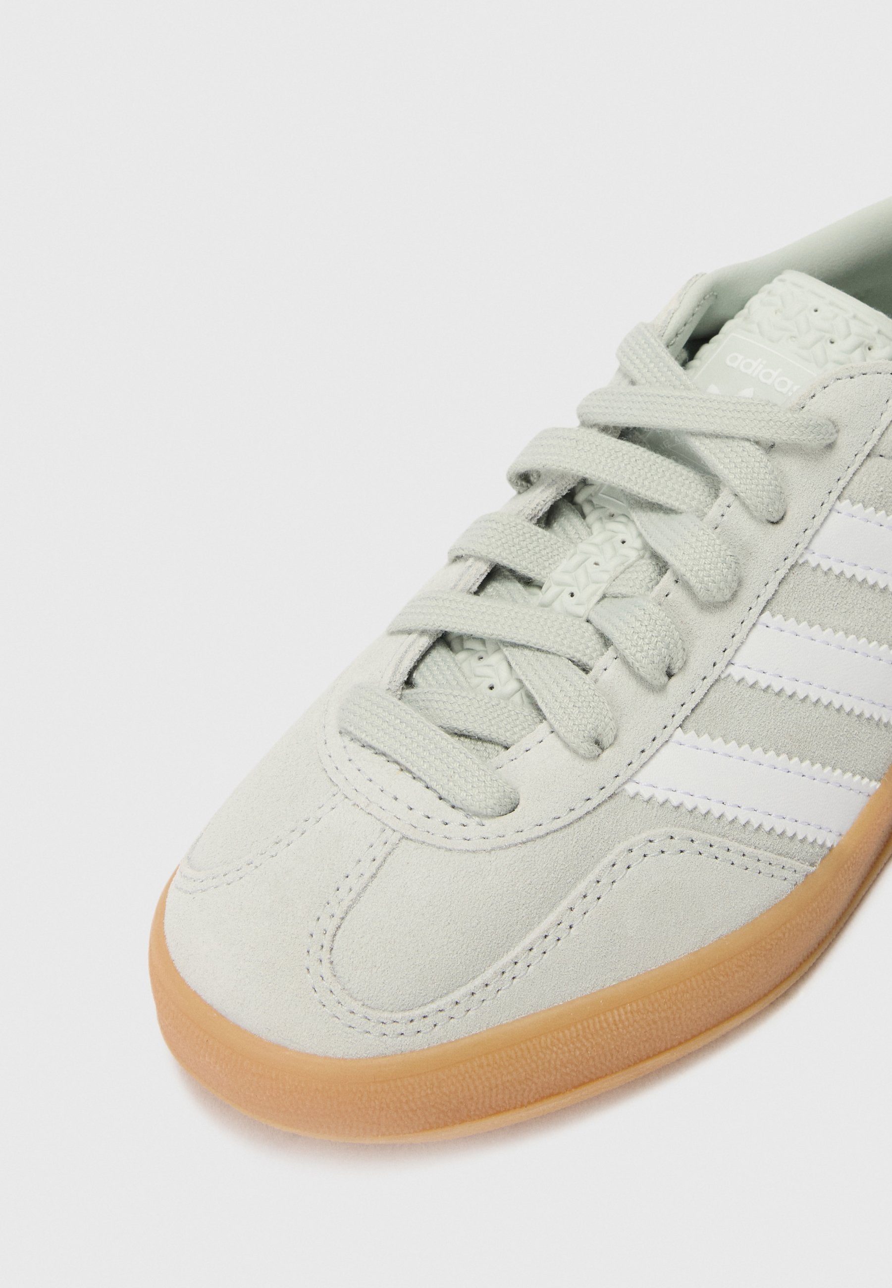 GAZELLE INDOOR J UNISEX - Trainers - silver-coloured/black/white