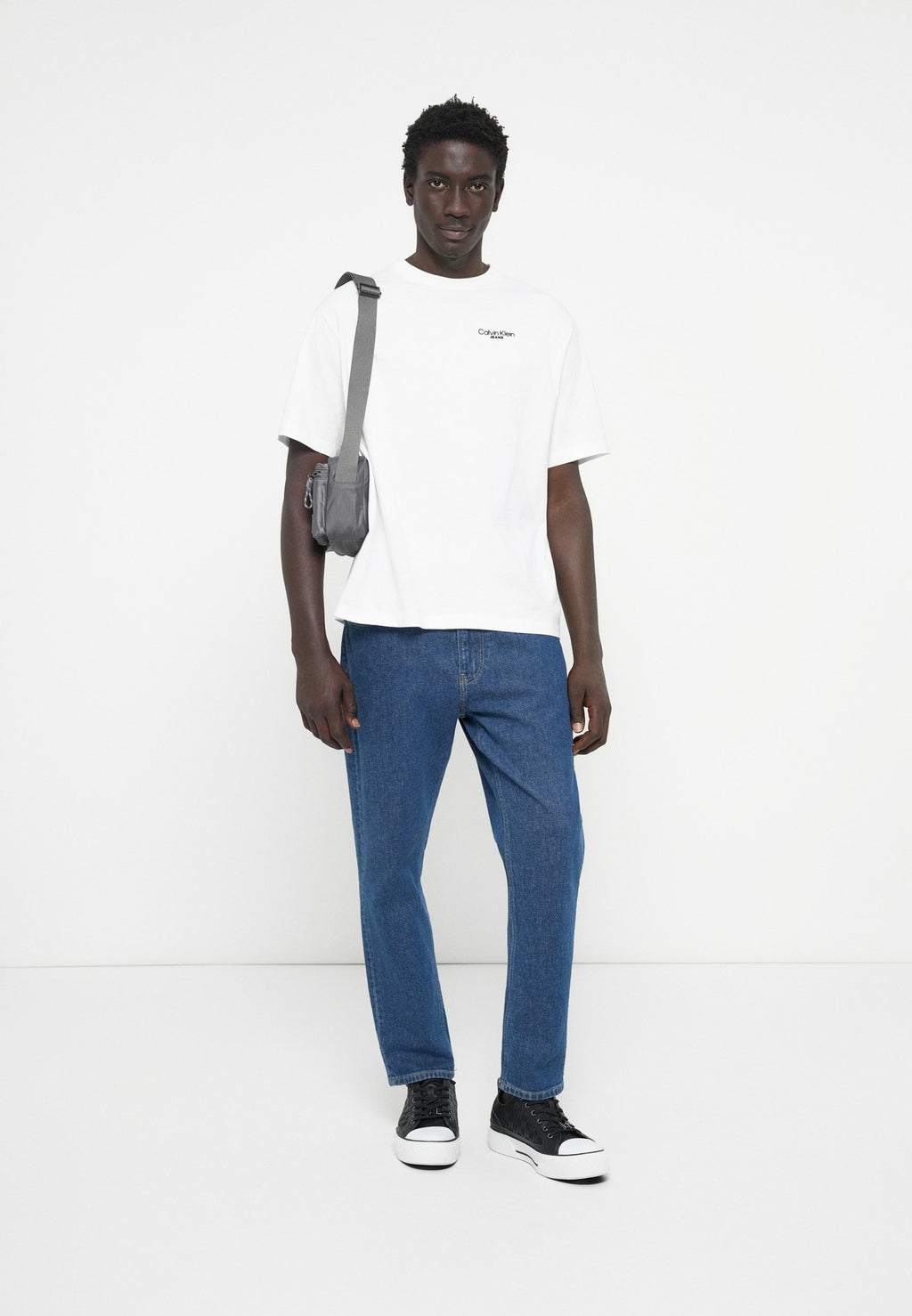 LOGO BACK PRINT UNISEX - Print T-shirt - brilliant white