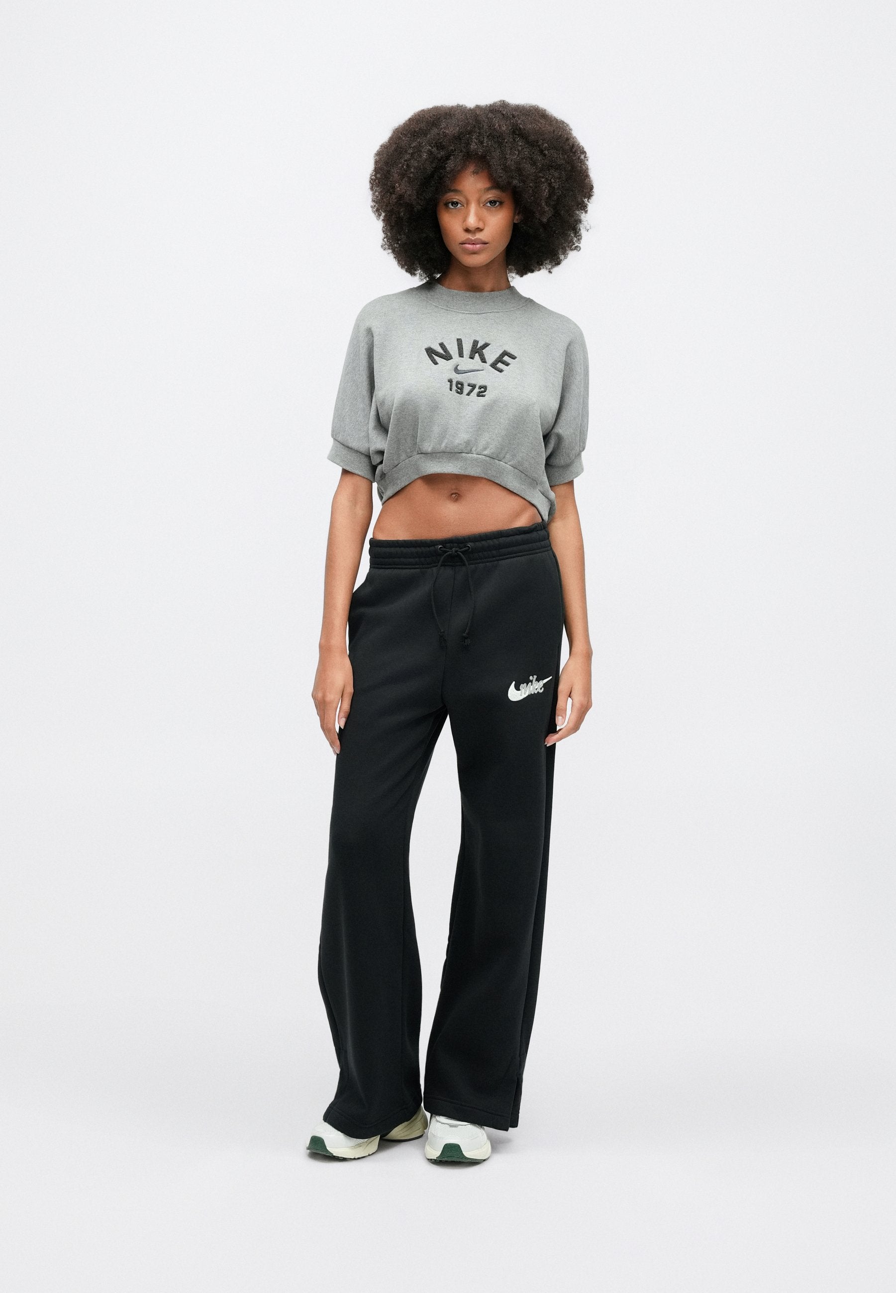 LOGO - Tracksuit bottoms - black/summit white
