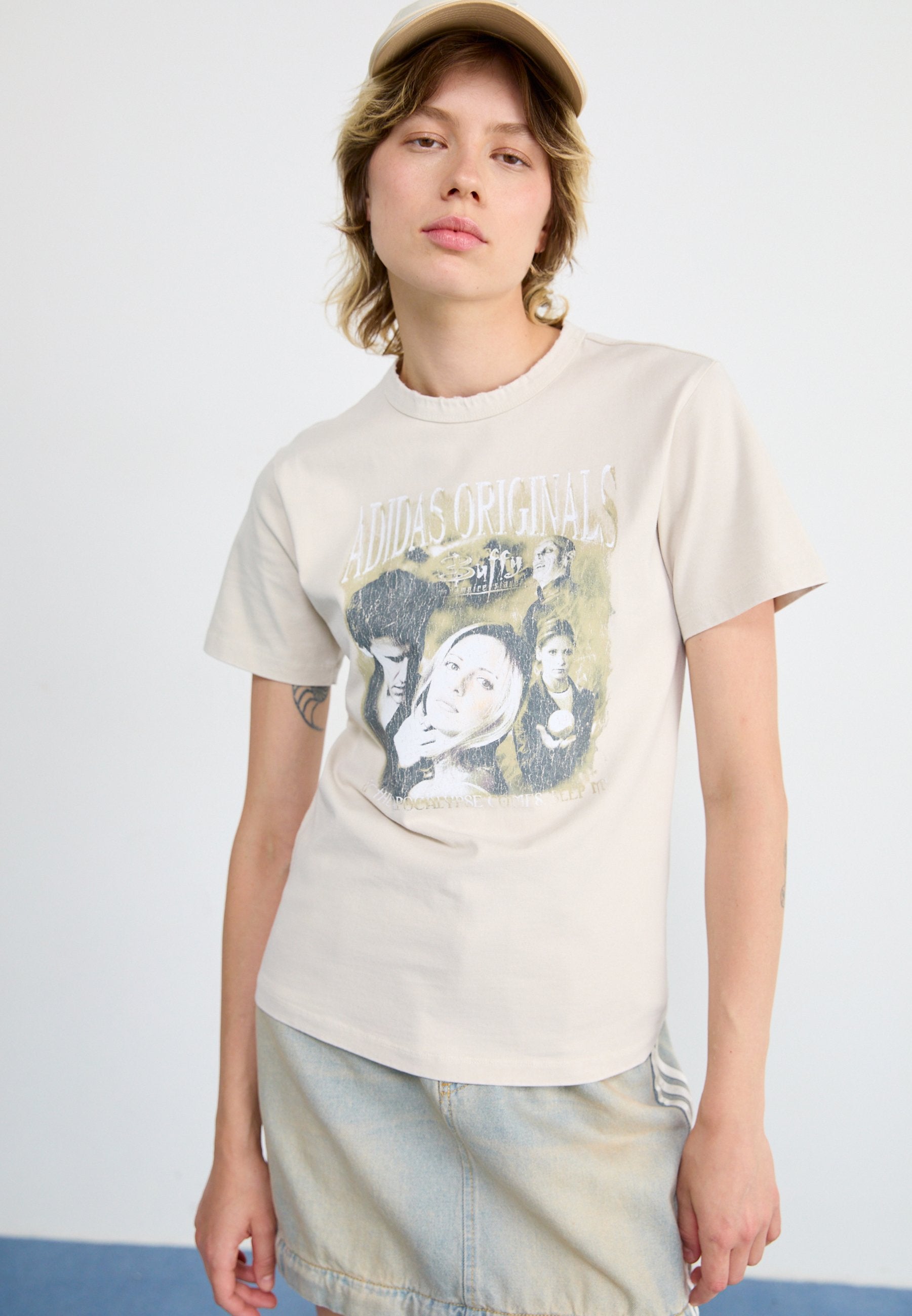 BUFFY TEE - Print T-shirt - alumina