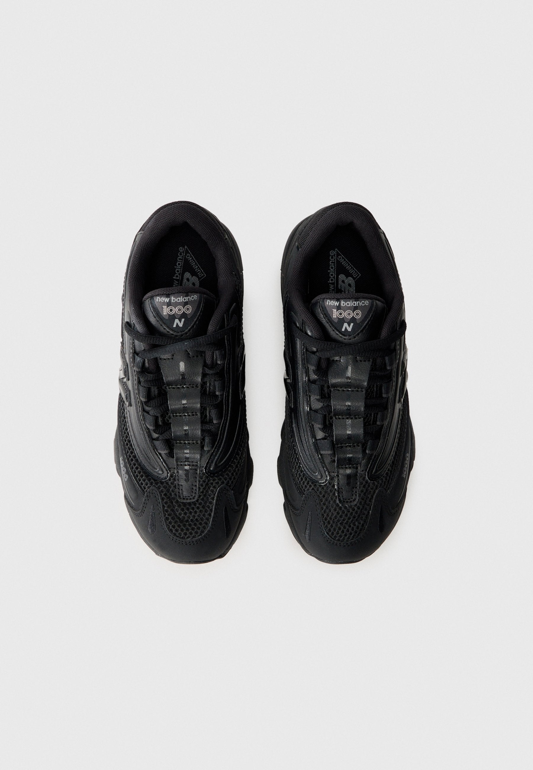 1000 UNISEX - Trainers - black