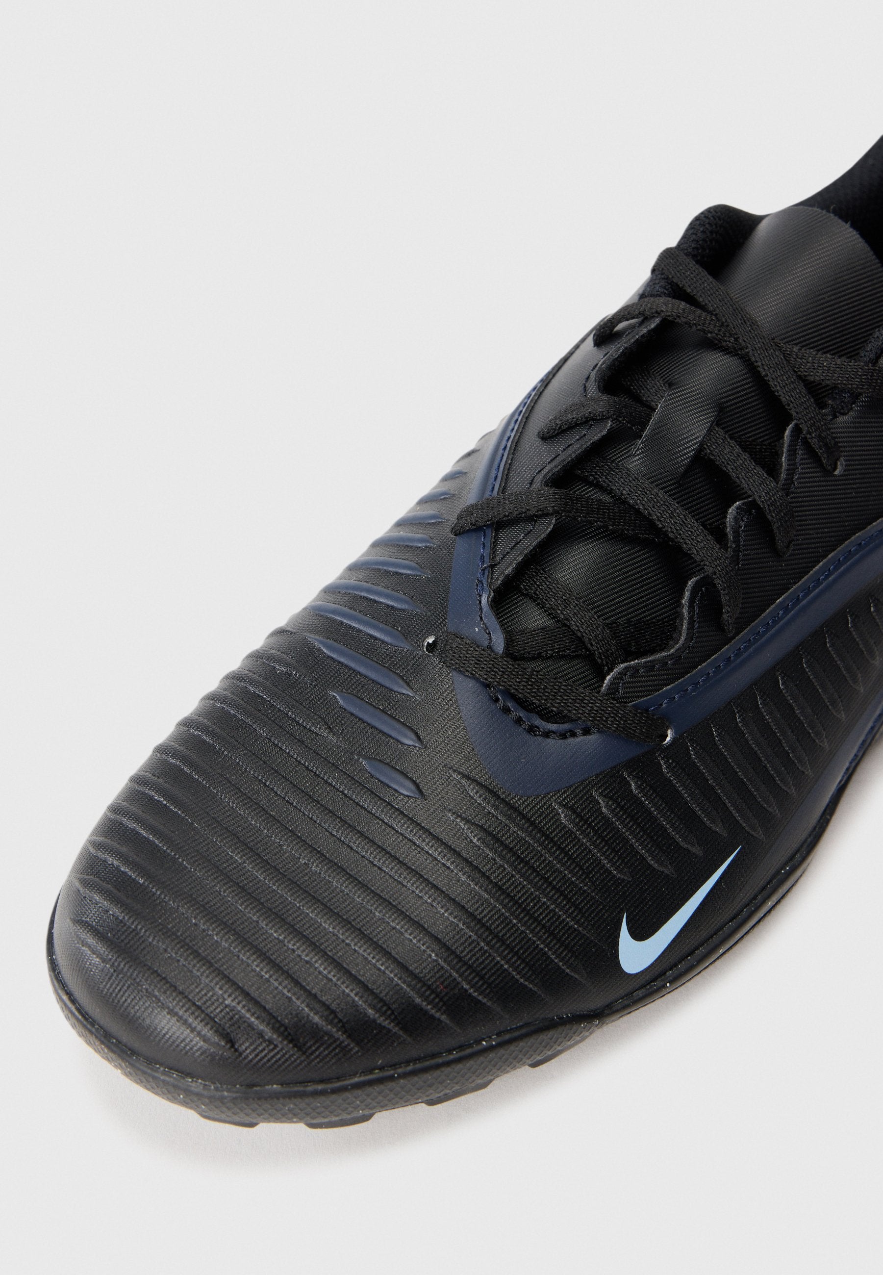 PHANTOM 6 LOW CLUB TF - Turf football boots - black