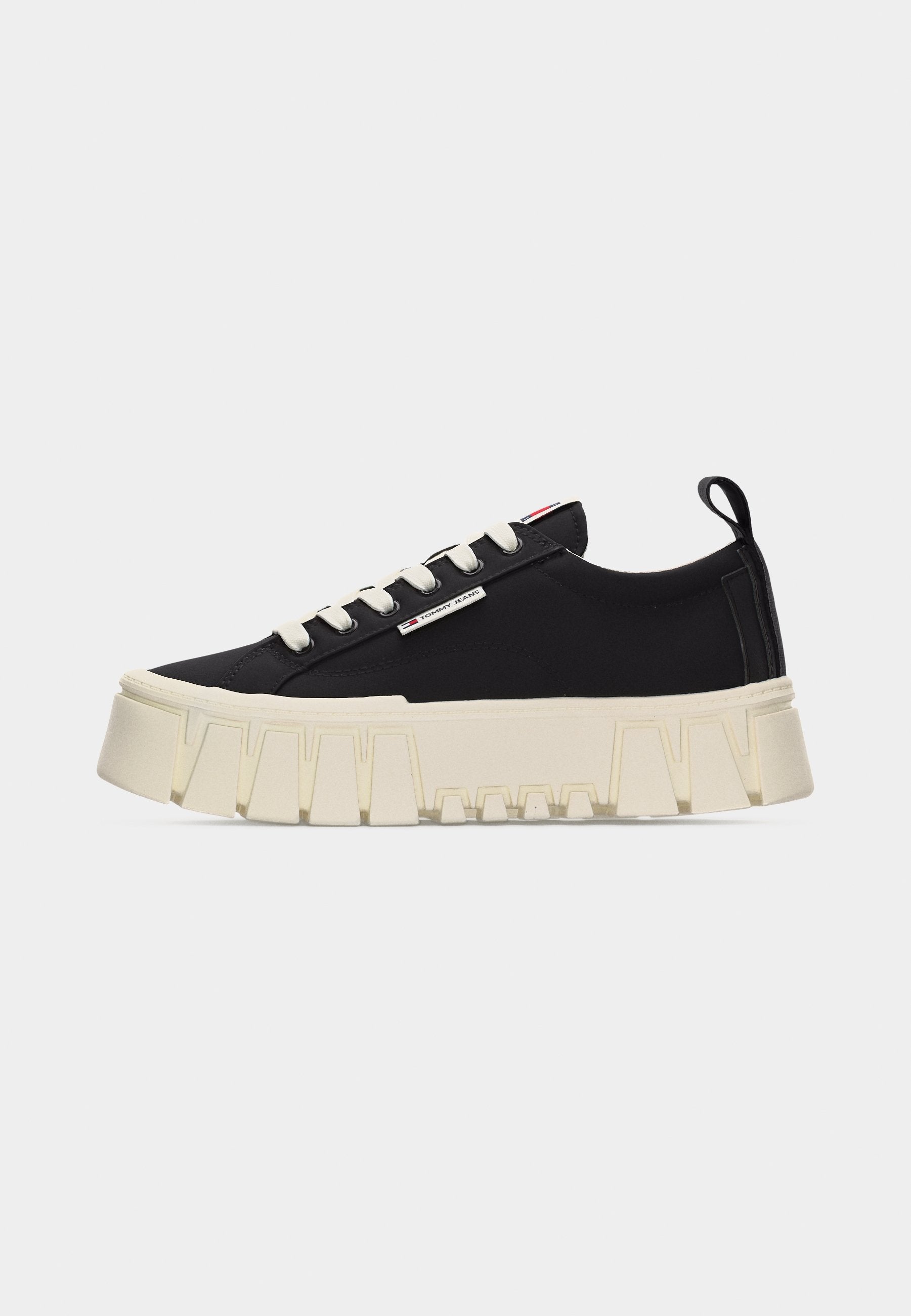 LOGO TAB PLATFORM CLEAT TRAINERS - Trainers - black