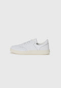 Trainers - white