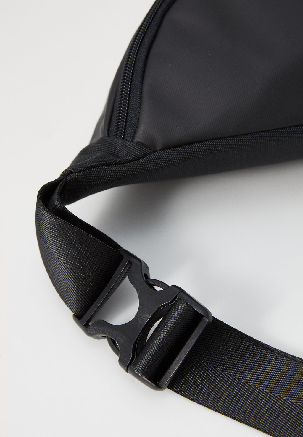 TRAIN CORE WAISTBAG UNISEX - Bum bag - black beauty