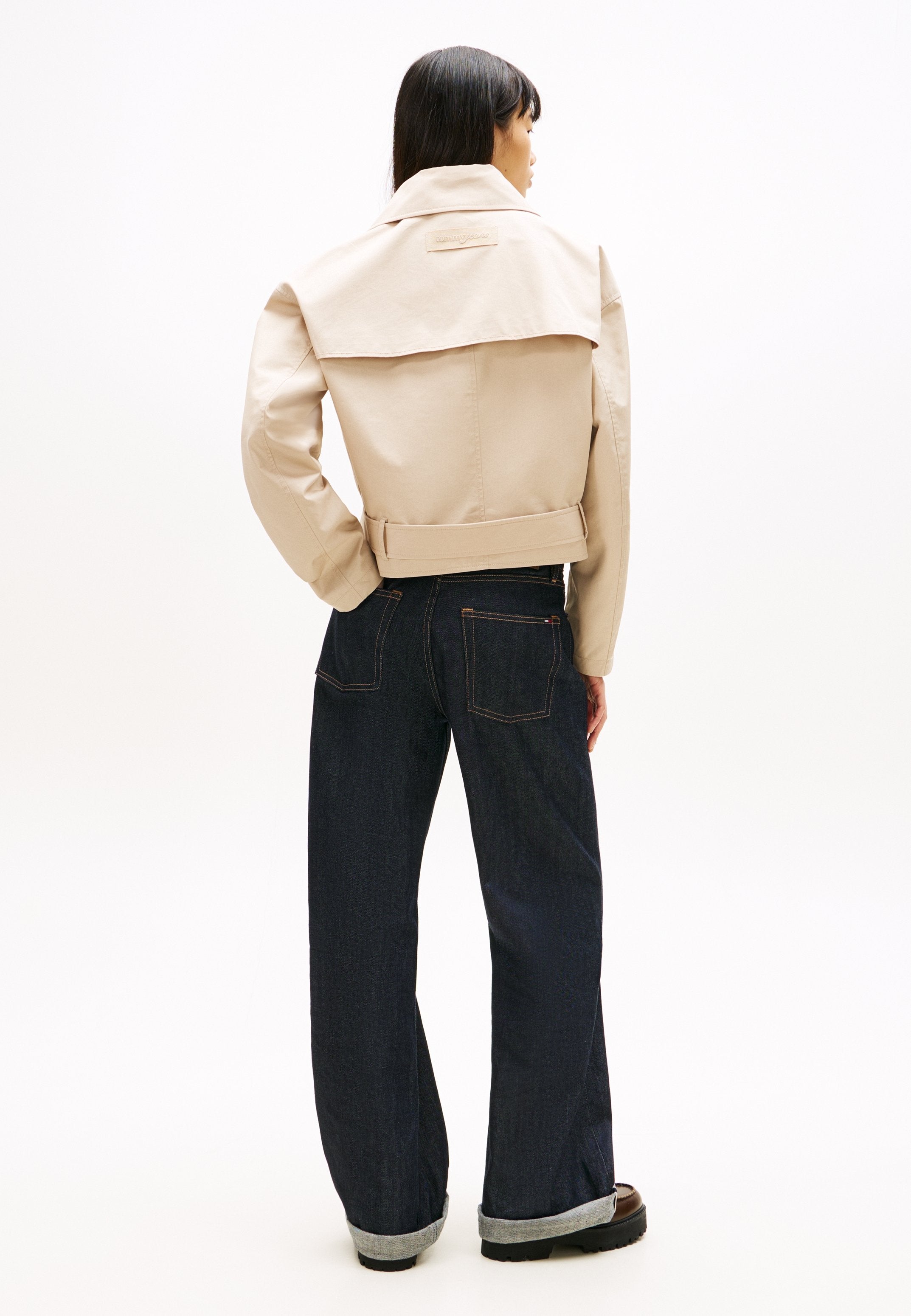 WATER REPELLENT RELAXED SHORT TRENCH COAT - Summer jacket - white clay