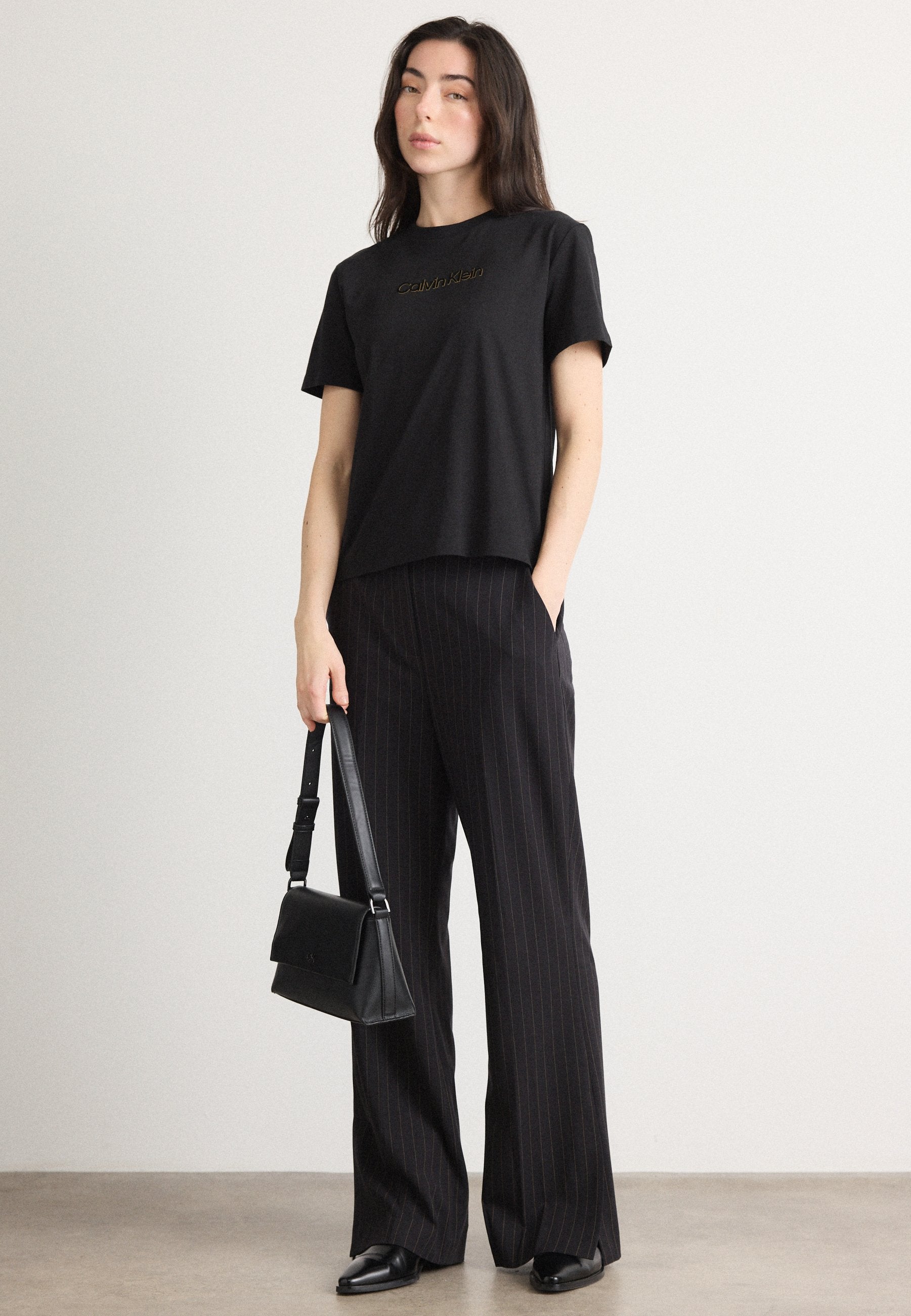 CLASSIC TEE - Print T-shirt - black