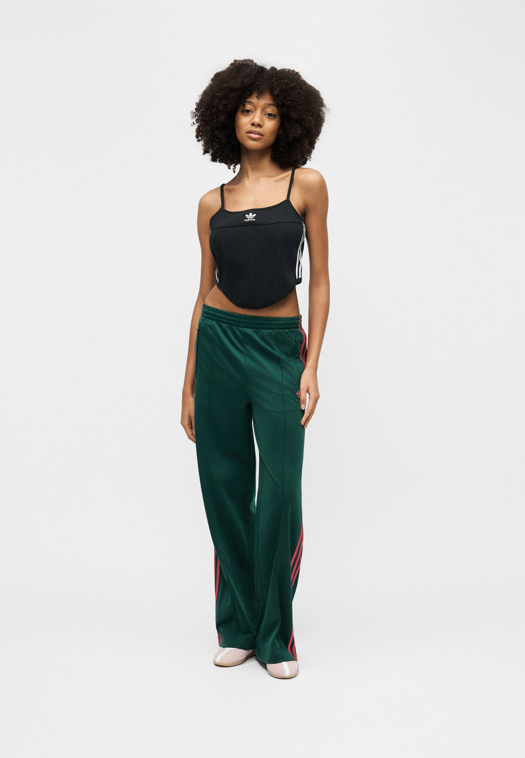 PANTALON DE SURVÊTEMENT FIREBIRD LOOSE - Bas de survêtement - vert université/magenta vif