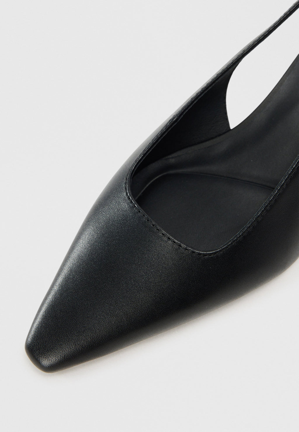 TH MONOGRAM LEATHER SLINGBACK KITTEN HEELS - Classic heels - black