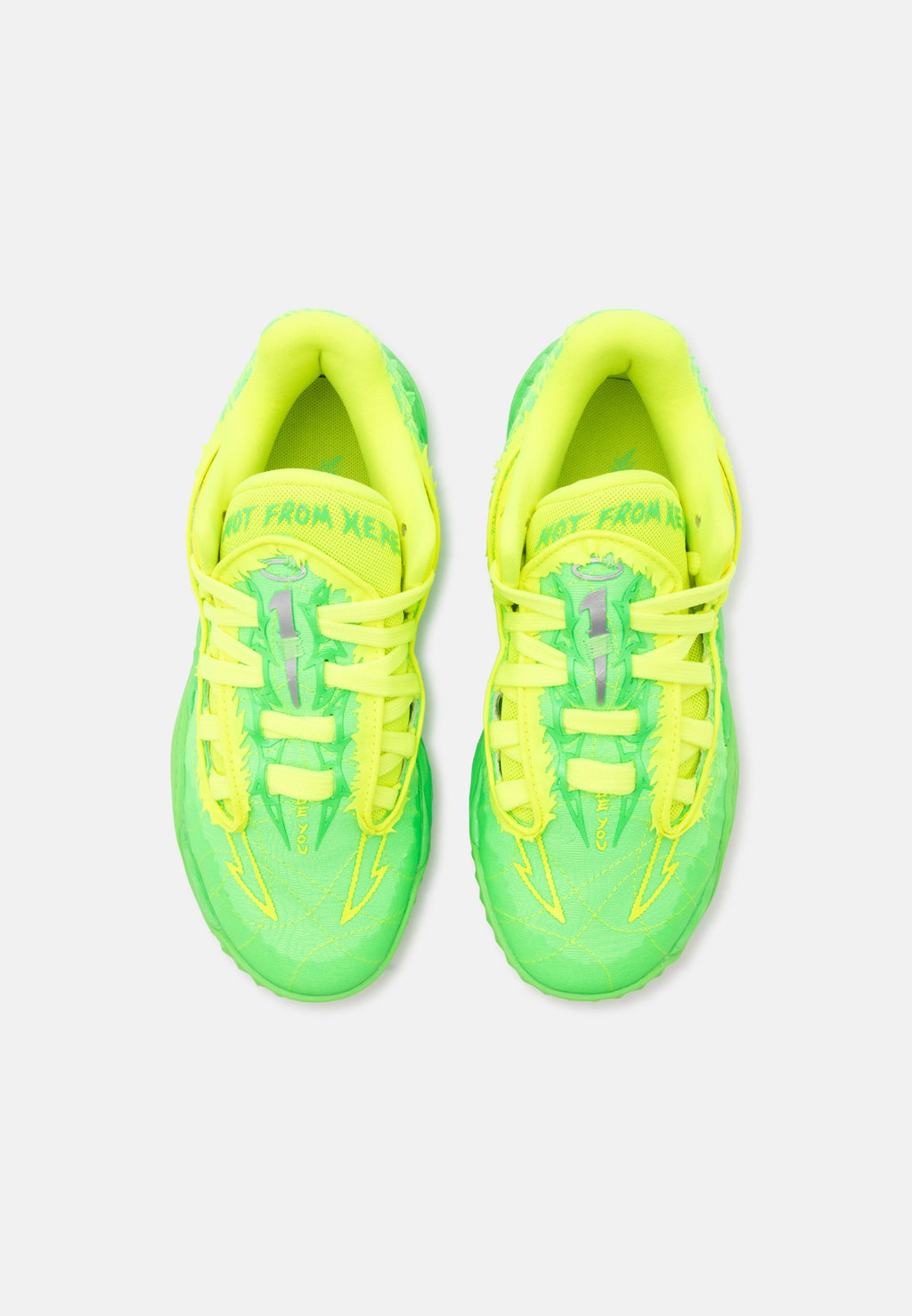 MB05 LO LAUNCH JR UNISEX - Basketball shoes - fluro green pes/fluro yellow pes