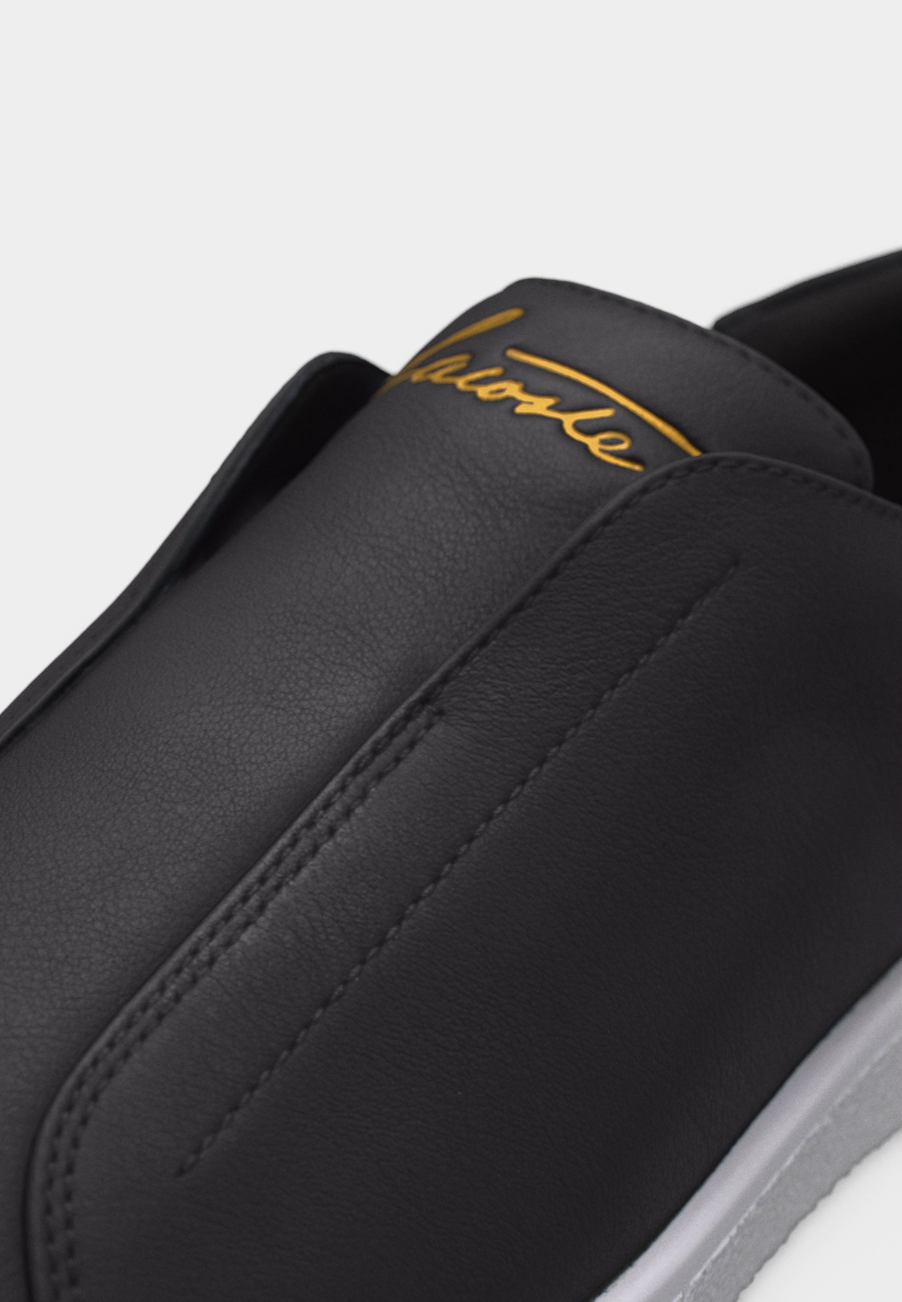 LINECOURT S 1261 SMA - Slip-ons - black/white