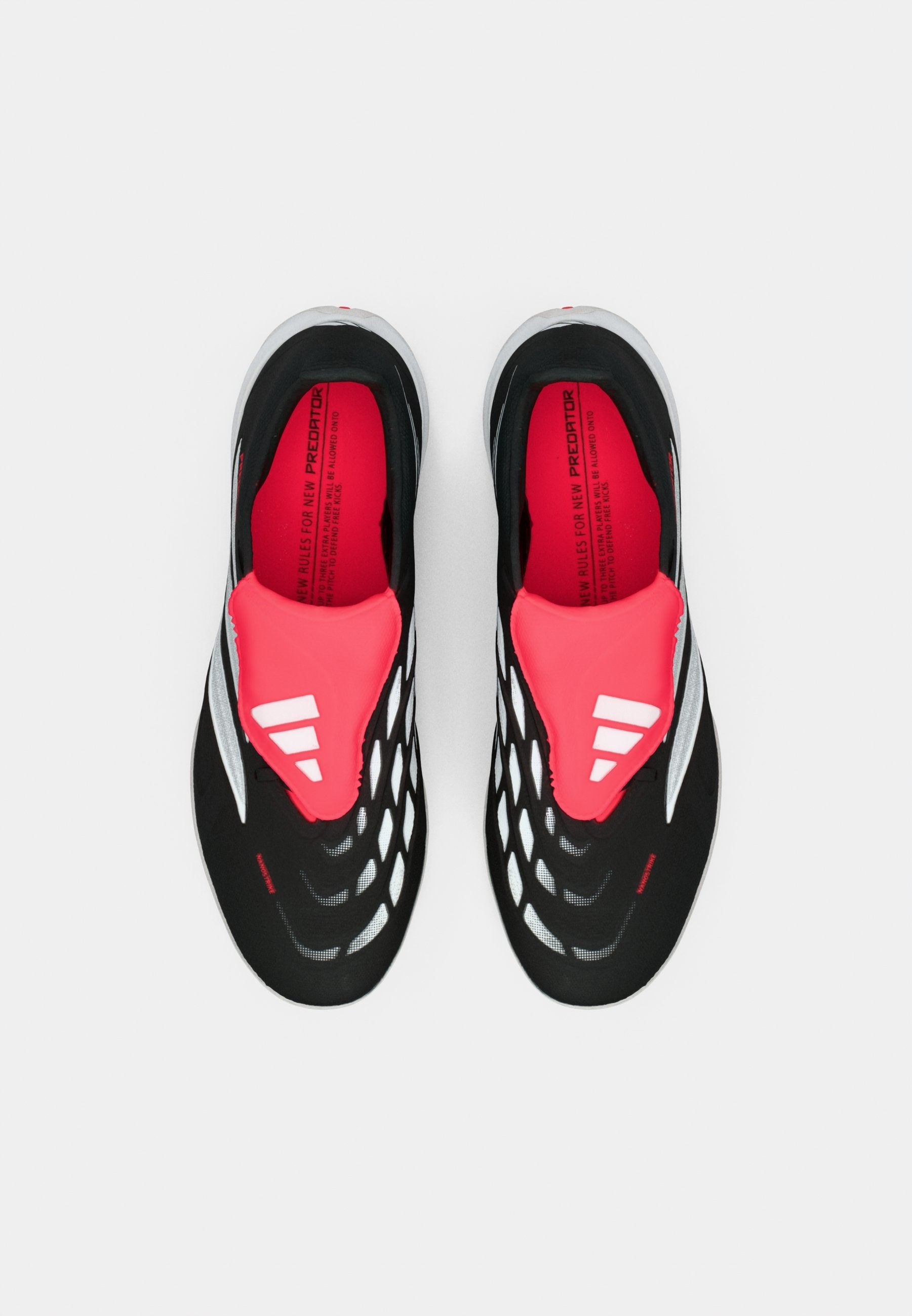 PREDATOR LEAGUE FOLD-OVER TONGUE - Turf football boots - core black/footwear white/lucid red