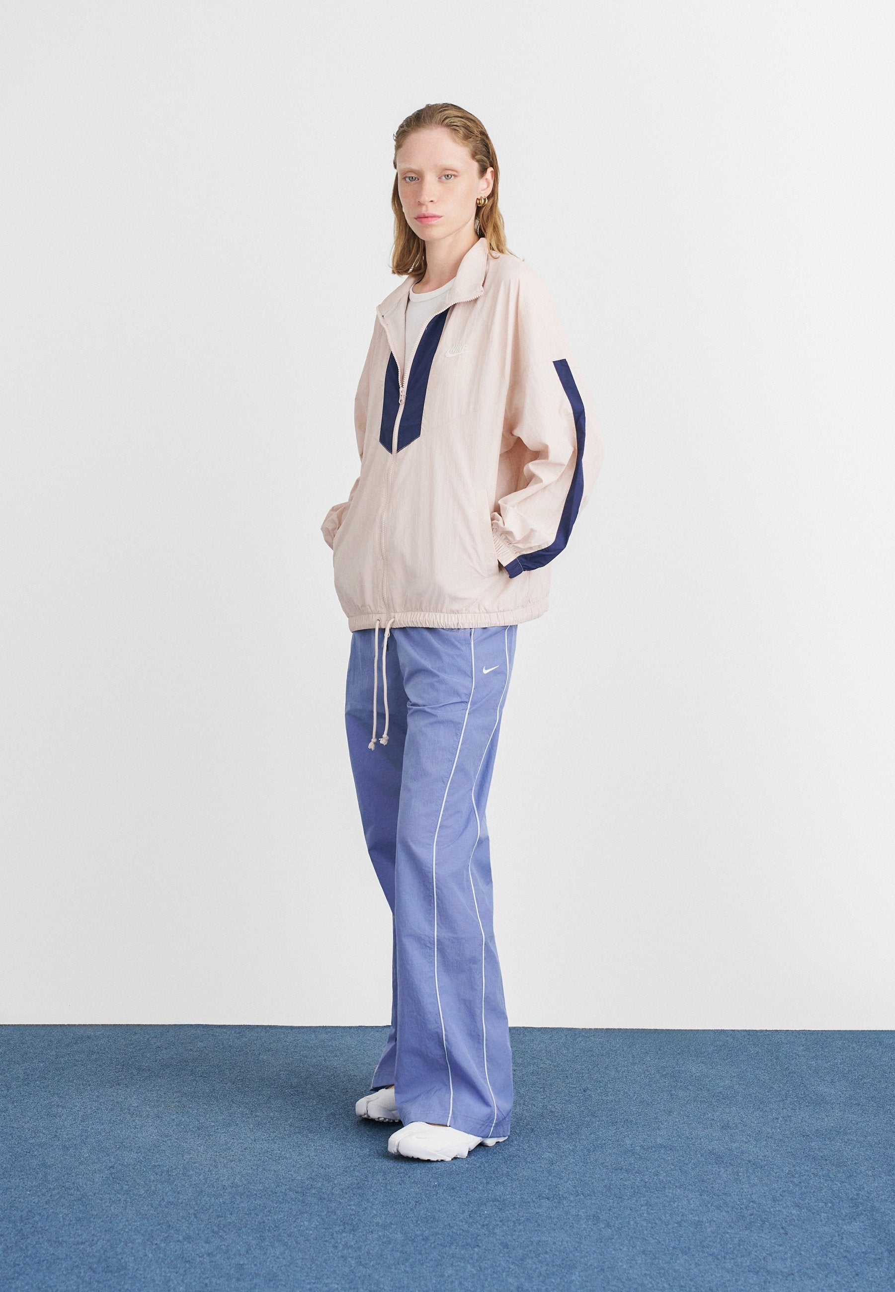 PANTALON - Bas de survêtement - couleur indigo/platine pur/voile