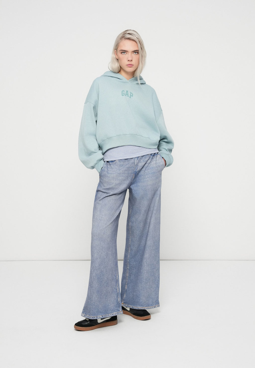 LOGO CROPPED - Hoodie - light autumn