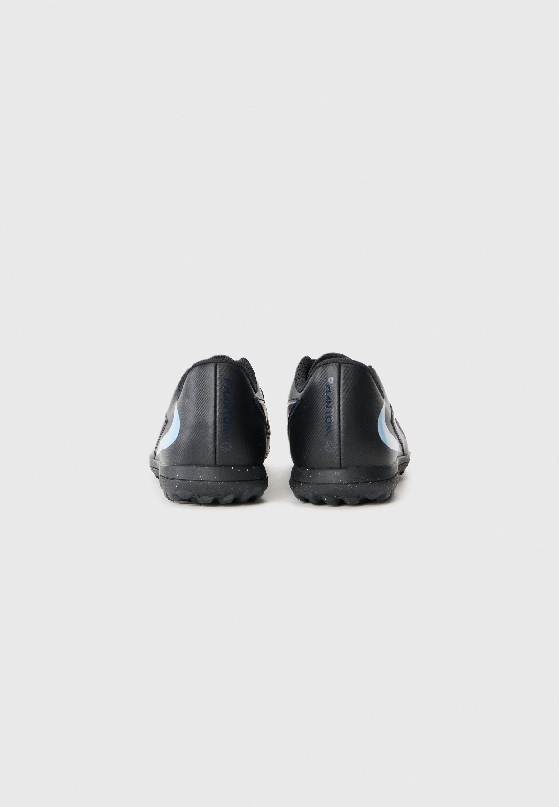 PHANTOM 6 LOW CLUB TF - Turf football boots - black