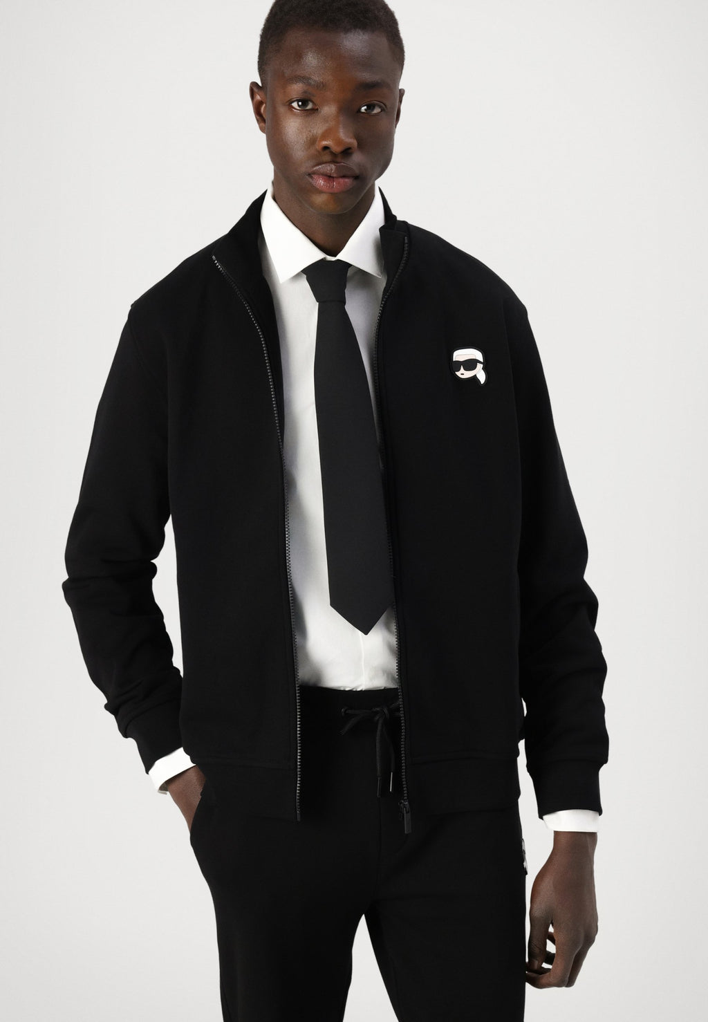 Zip-up sweatshirt - black