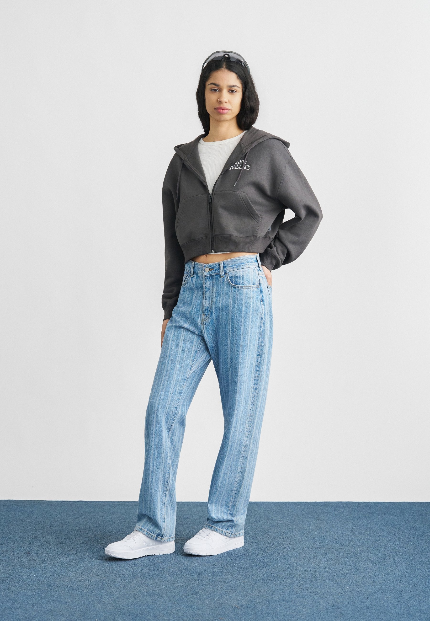 LINEAR HERITAGE FULL ZIP - Zip-up sweatshirt - faded black