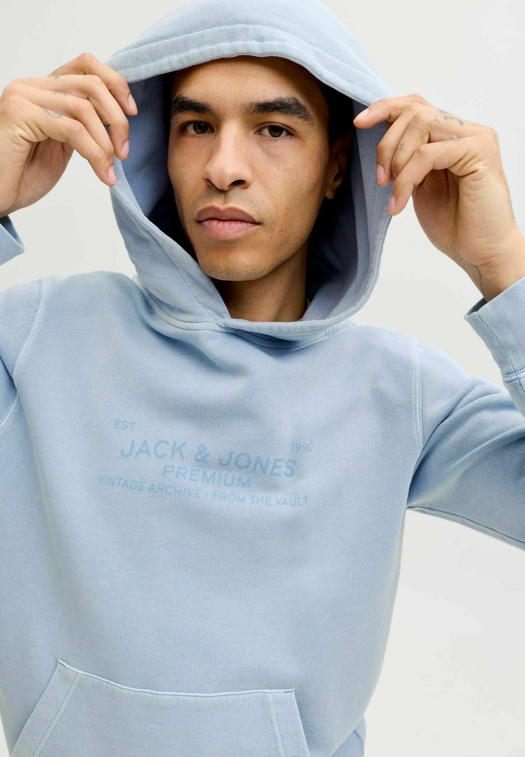 Hoodie - ashley blue