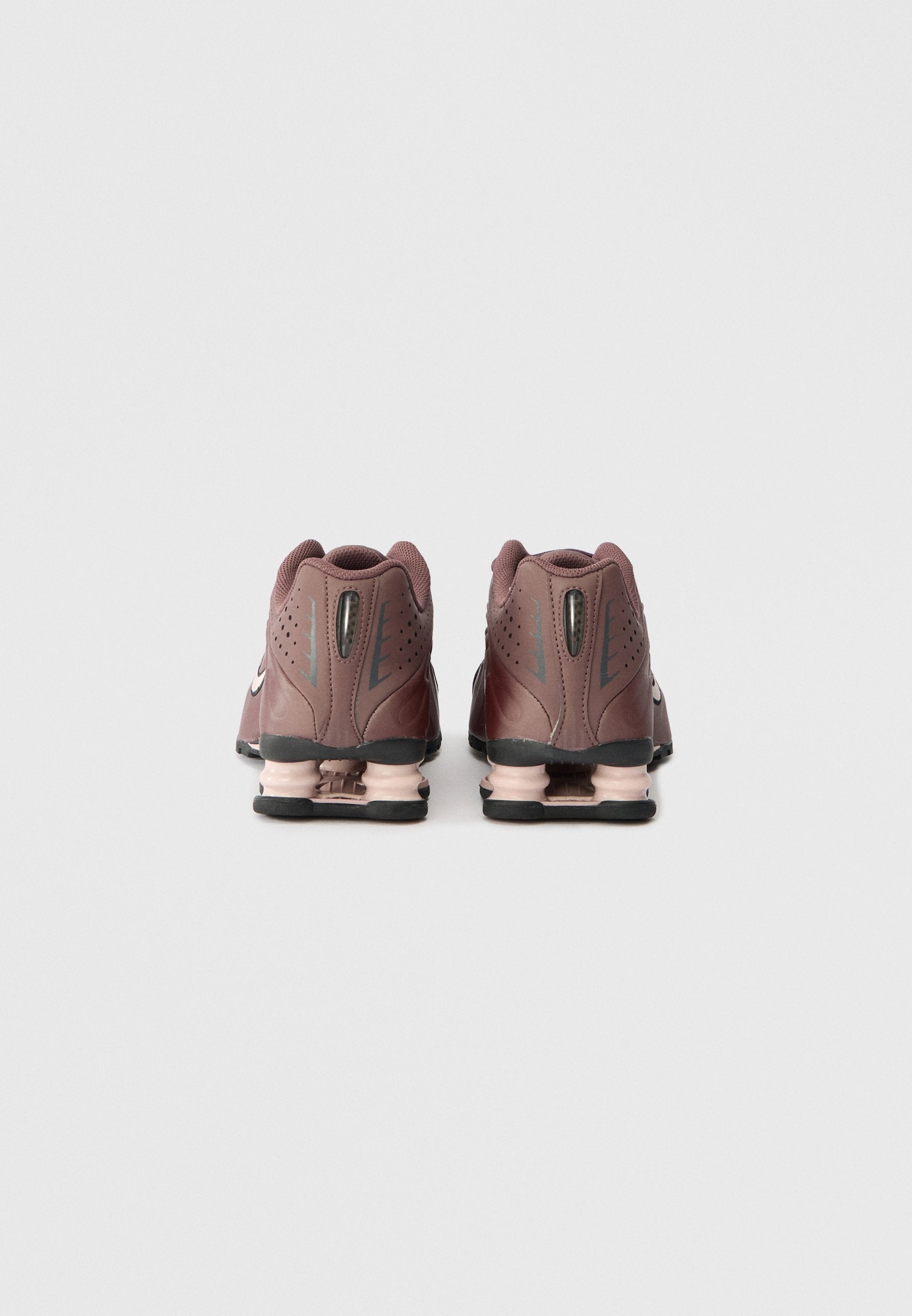 SHOX R4 UNISEX - Antrenman Ayakkabısı - tattoo/silt red/burgundy crush/dark grey