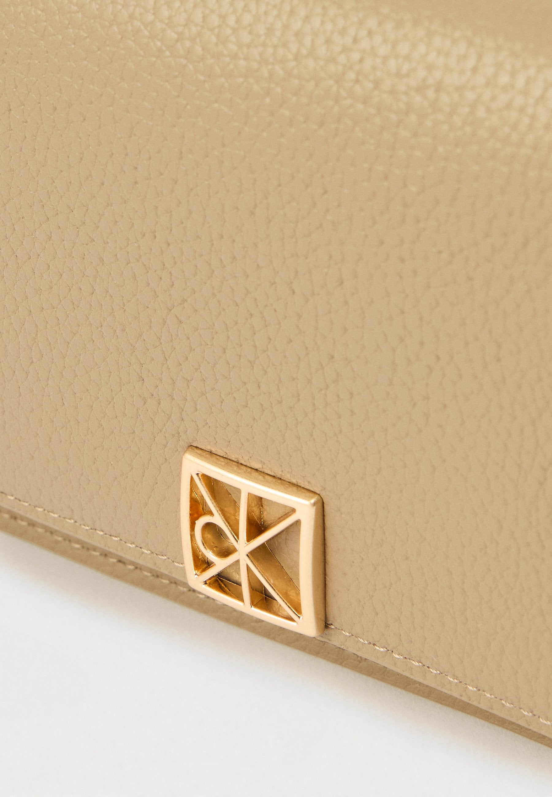 EMBLEM PEBBLE LONG BIFOLD - Wallet - desert taupe