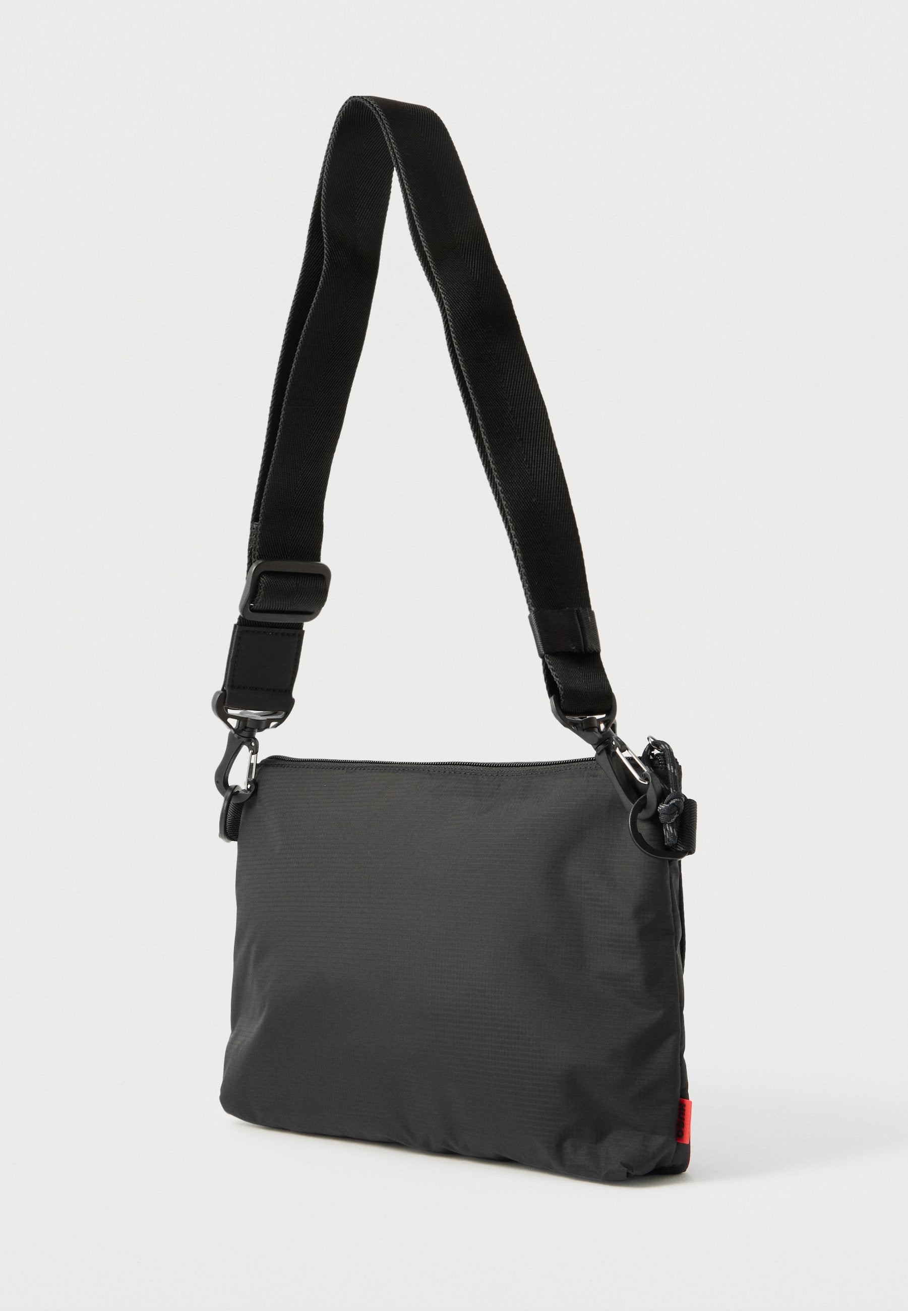 EVERETT MESSENGER - Cross body bag - black