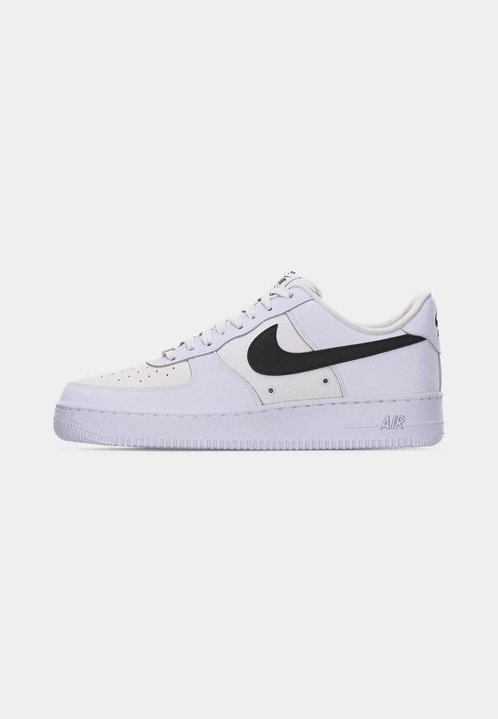 AIR FORCE 1 07 LV8 TECH - Trainers - white/black