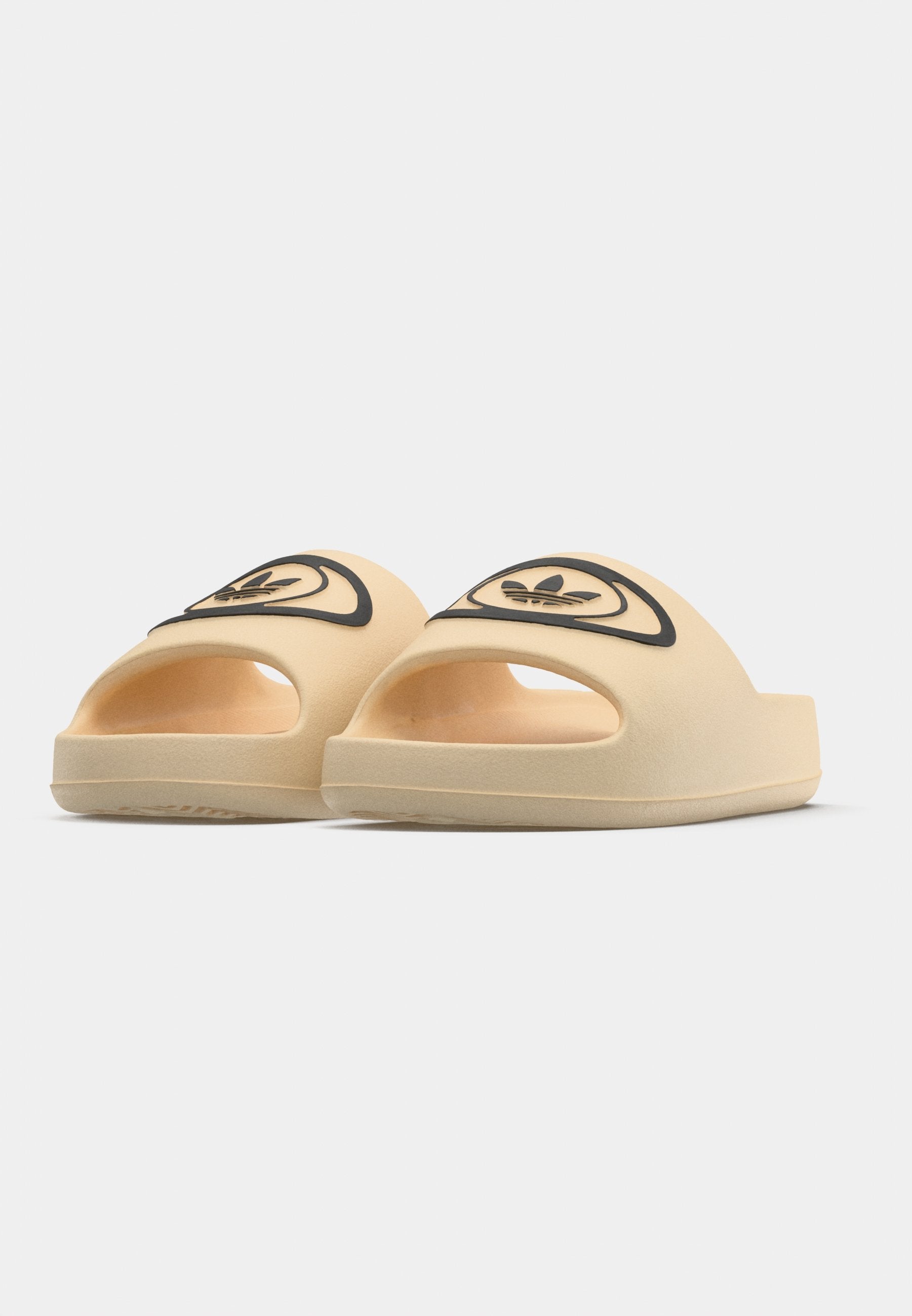 ADILETTE 00S UNISEX - Mules - sand strata/core black
