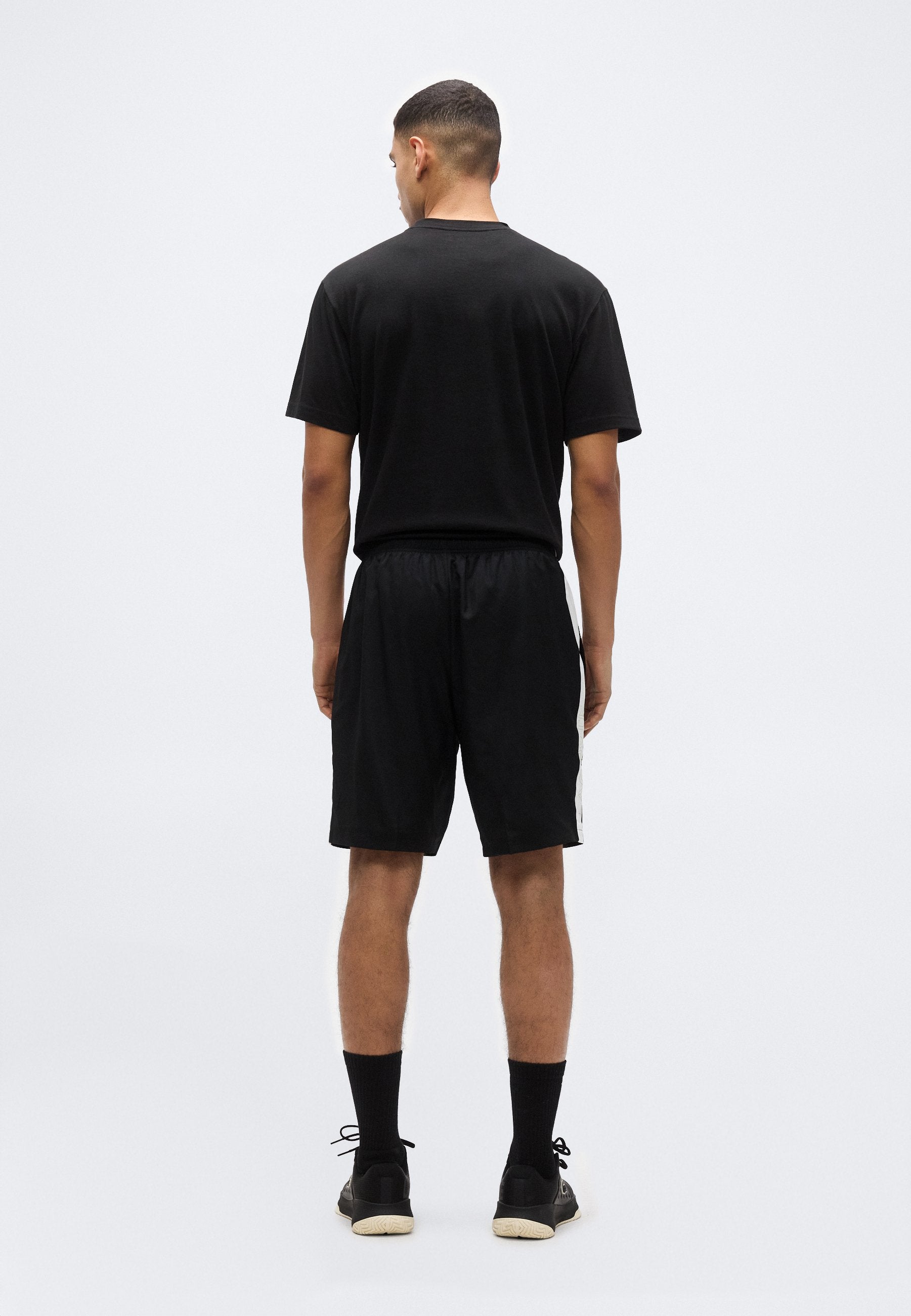 TENNIS SHORT - Sports shorts - black/white