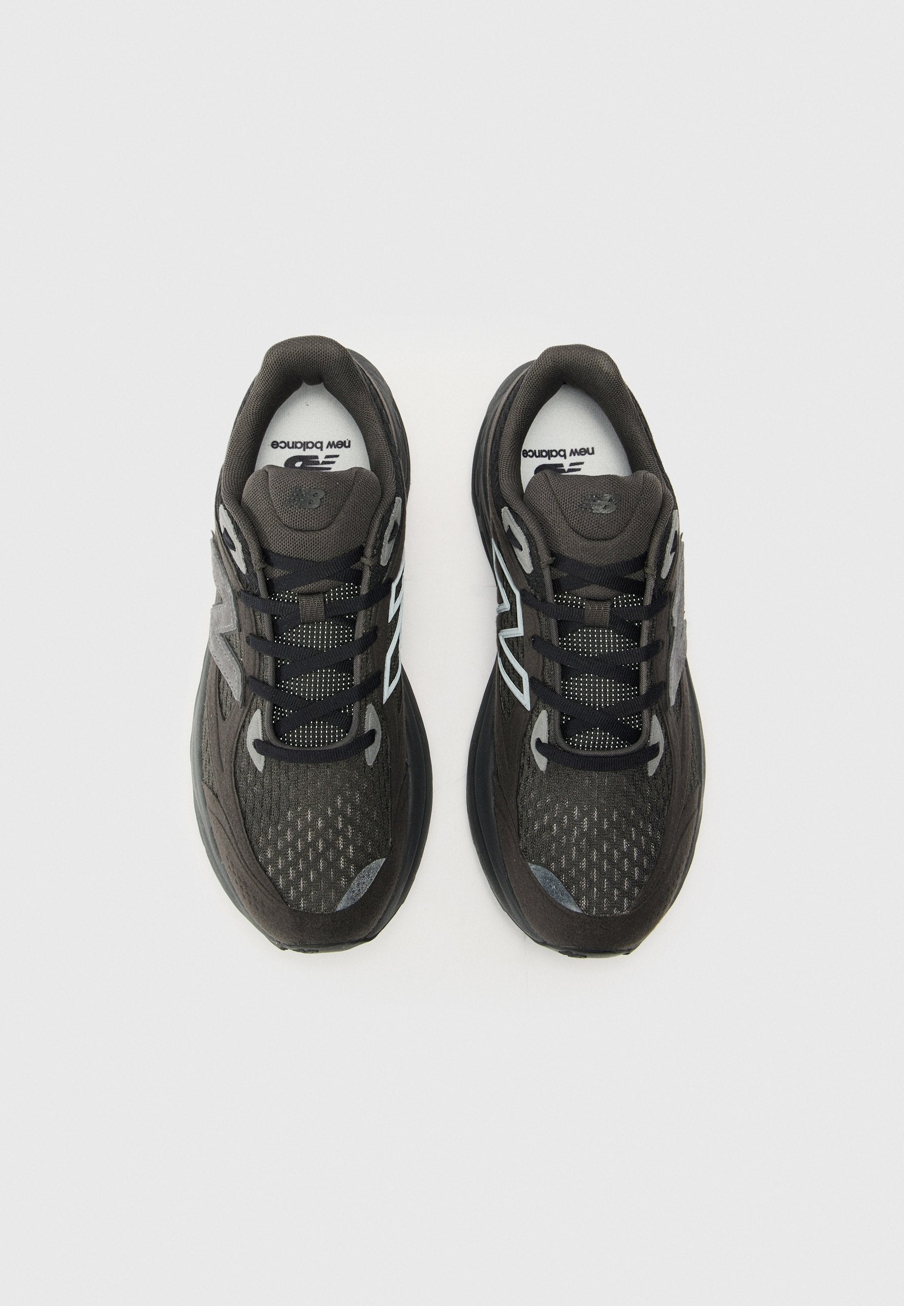 UTRN UNISEX - Trainers - black cement