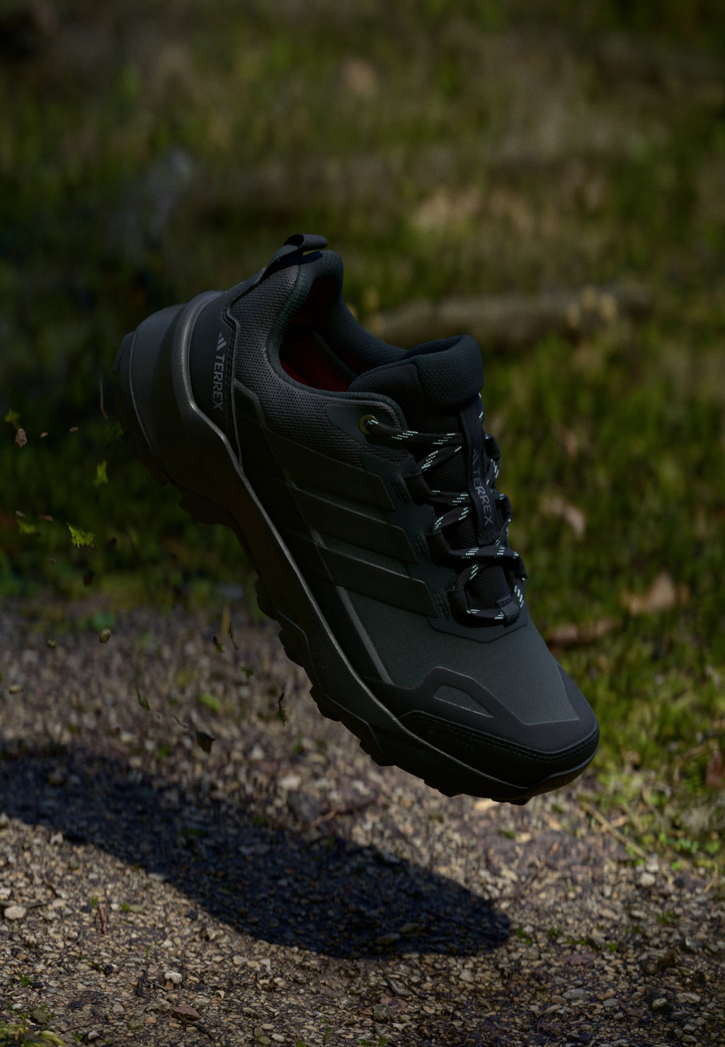 SKYCHASER AX5 GORE TEX - Hiking shoes - core black/semi flash aqua
