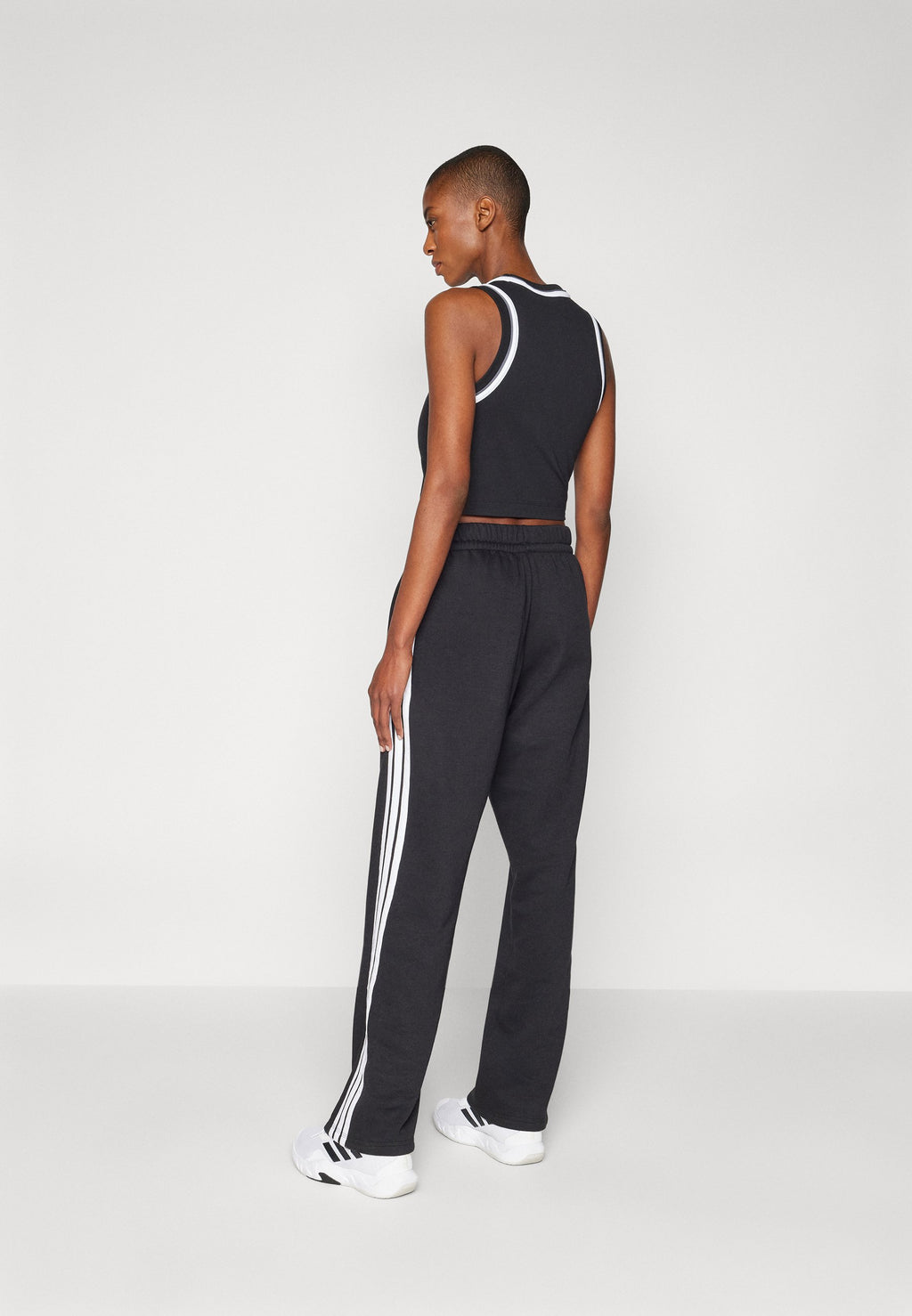 ESSENTIALS 3 STRIPES OPEN HEM PANTS - Tracksuit bottoms - black/white