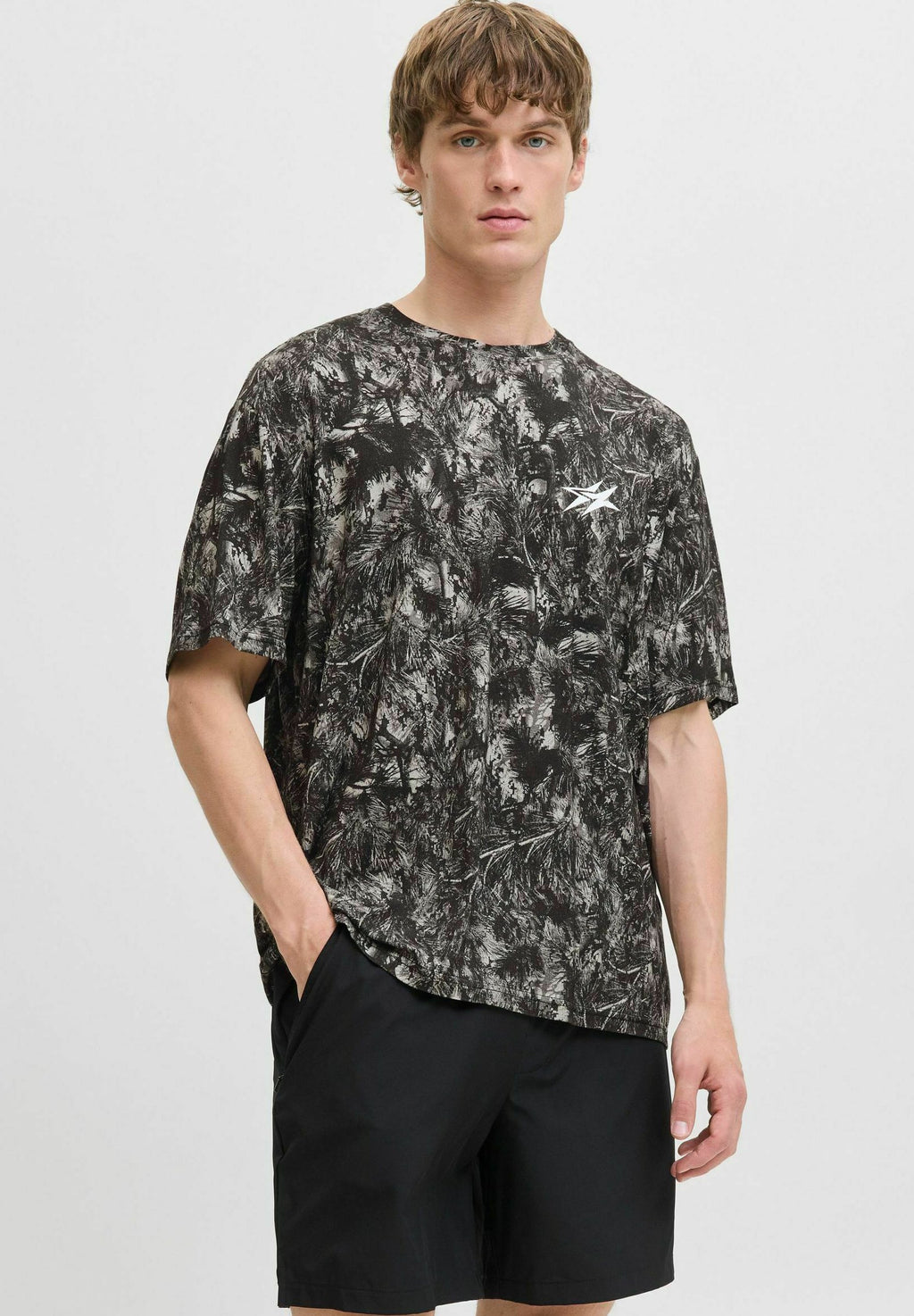 Backprintet - Print T-shirt - black