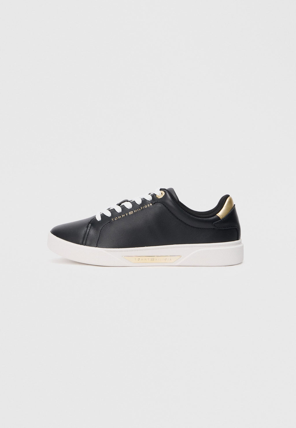 LEATHER LOGO PLAQUE COURT TRAINERS - Trainers - black