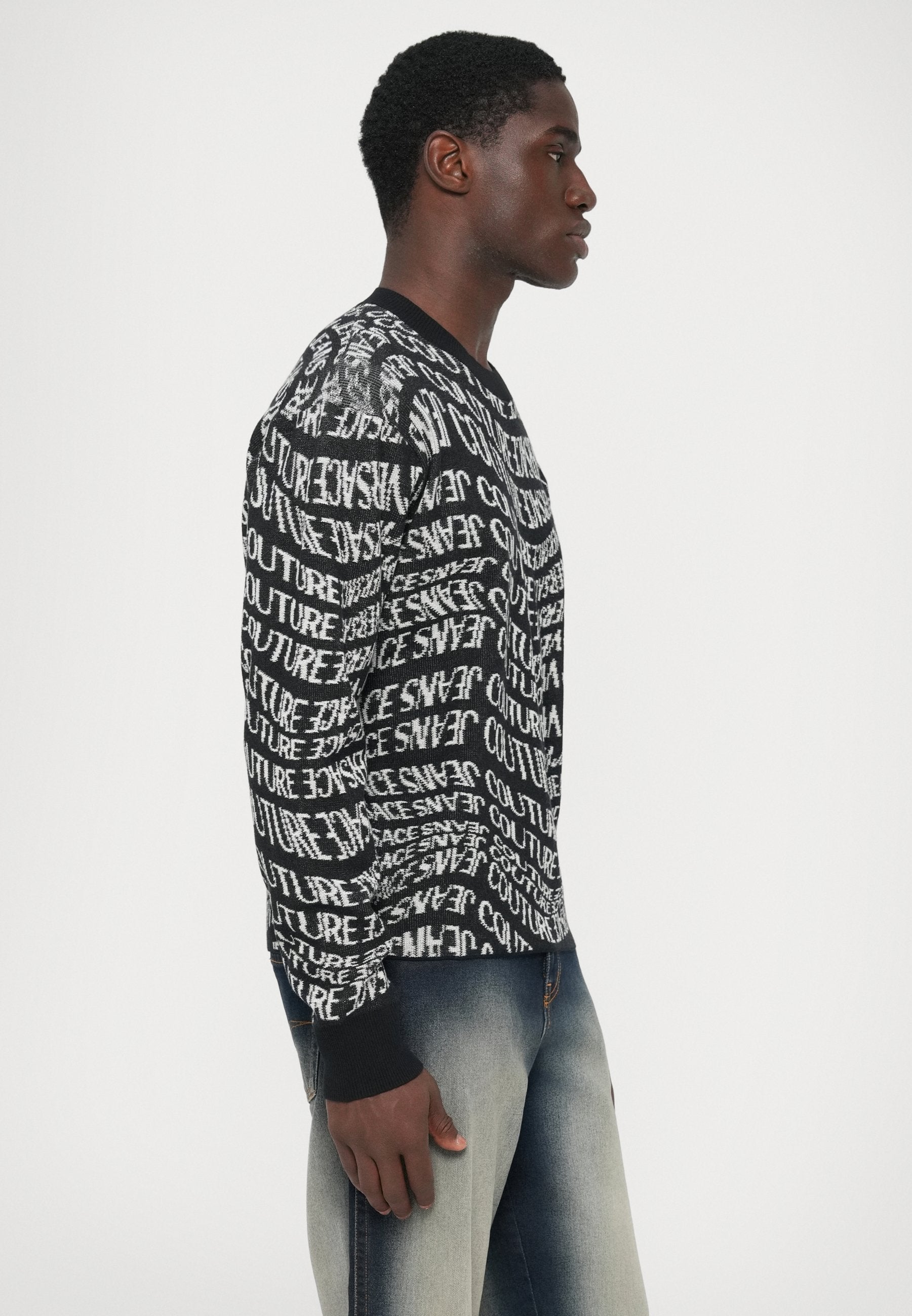 LOGO LIQUIFY - Jumper - black/white