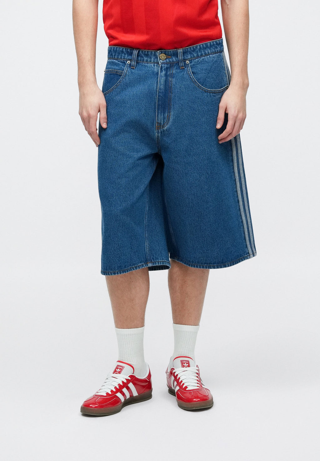 FIREBIRD - Denim shorts - medium vintage denim