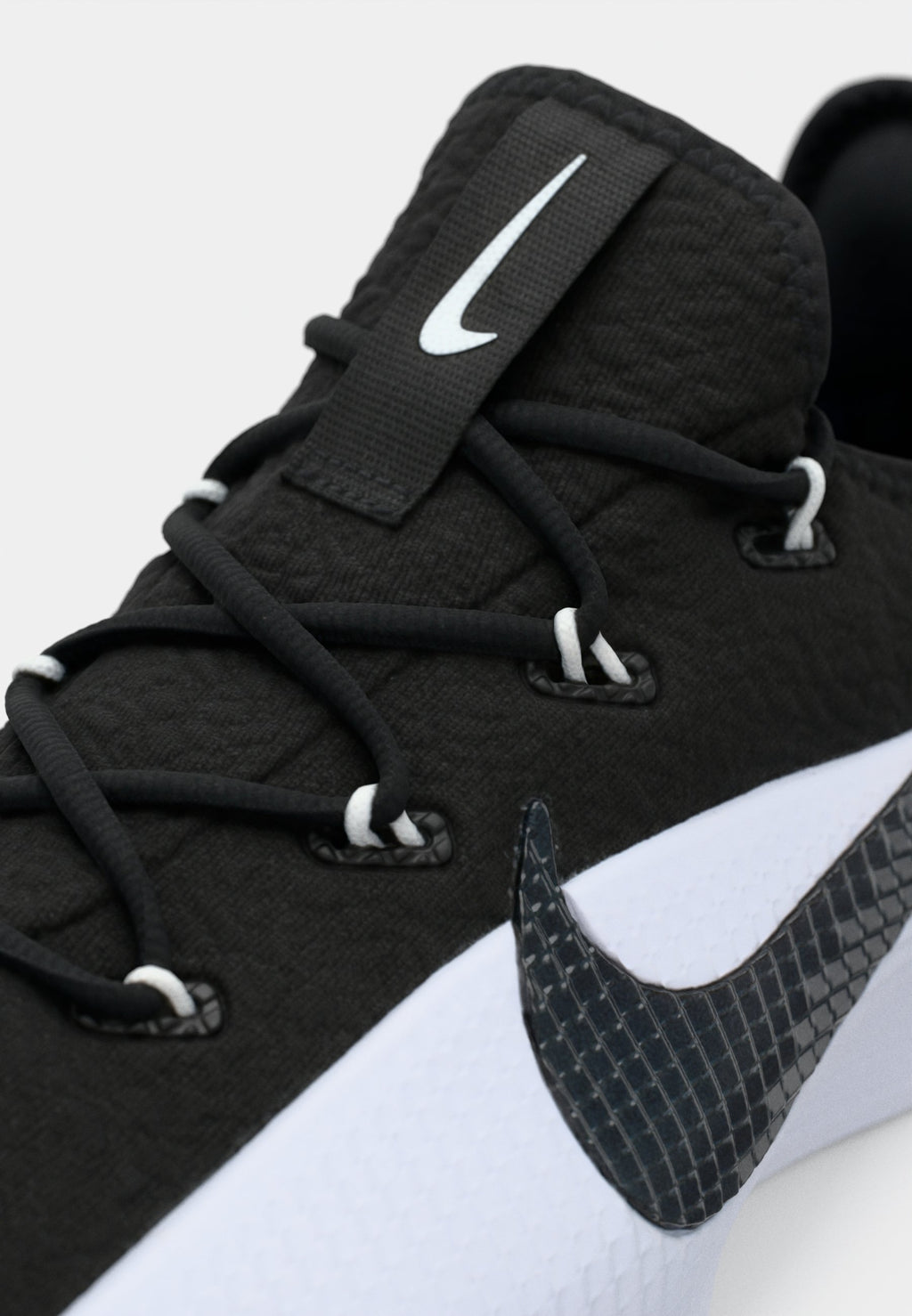 LEBRON TR 1 - Training shoe - black/white