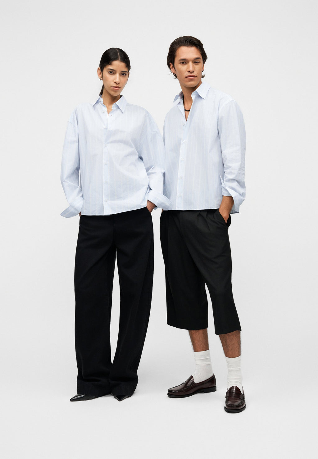 CODY SHIRT CROPPED UNISEX - Button-down blouse - white/blue