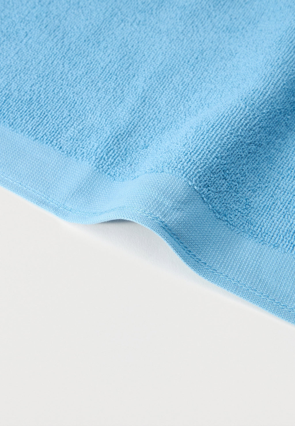 BEACH TOWEL - Beach towel - turquoise/aqua