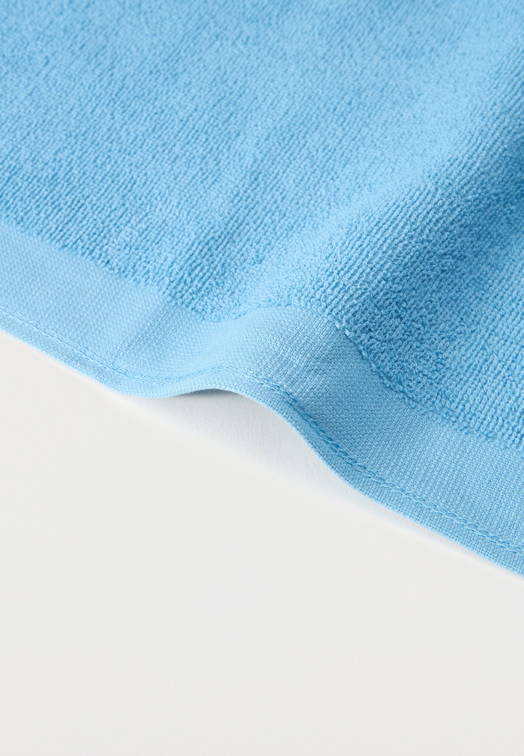 BEACH TOWEL - Beach towel - turquoise/aqua