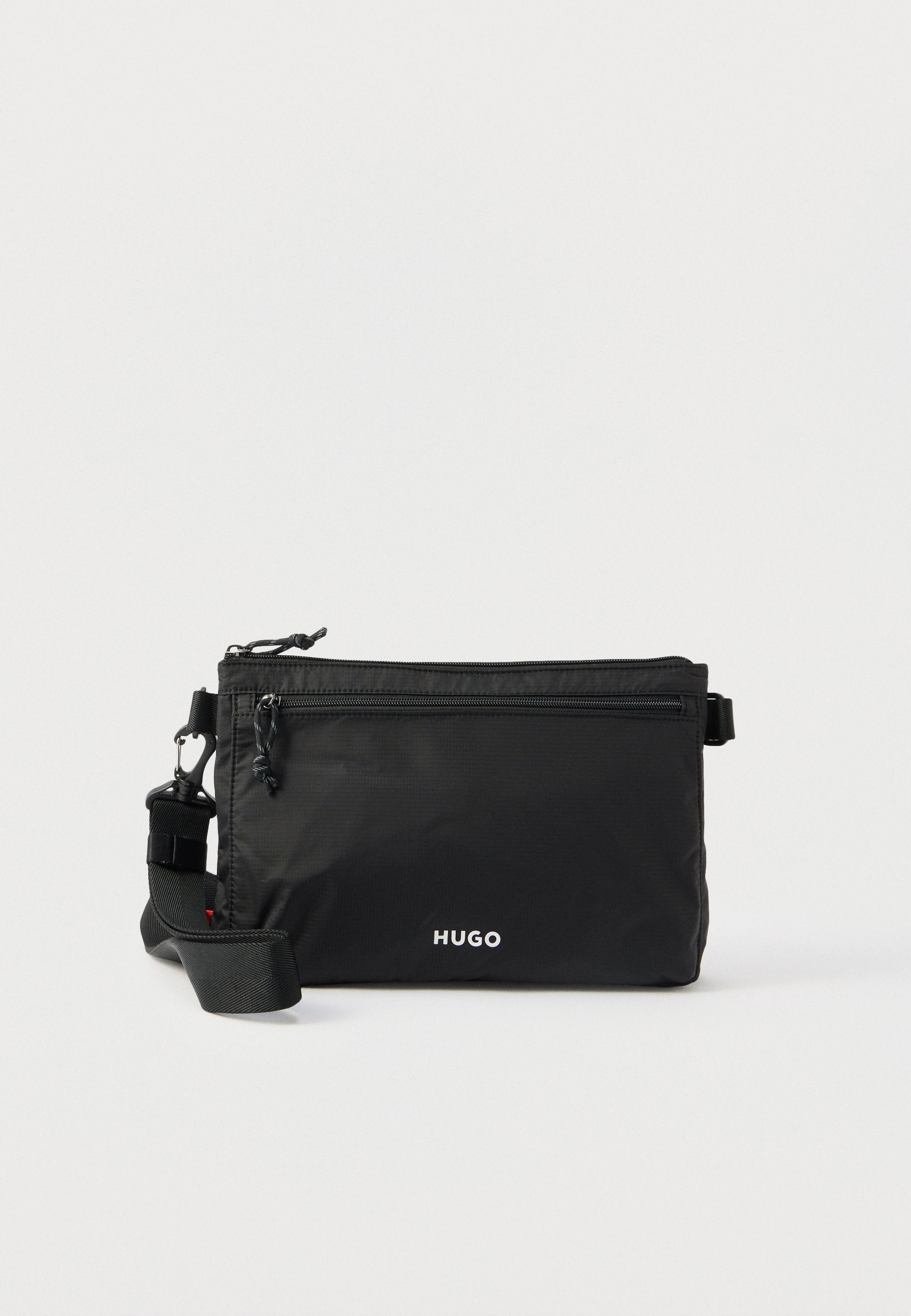 EVERETT MESSENGER - Cross body bag - black