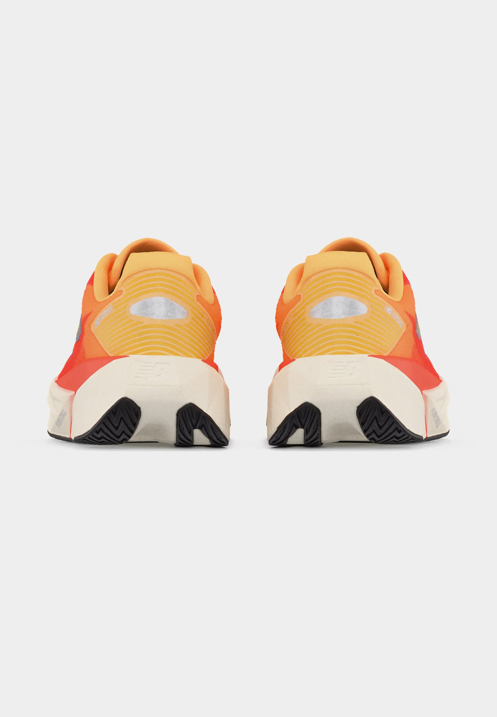 REBEL V5 - Road running shoes - tangerine heat