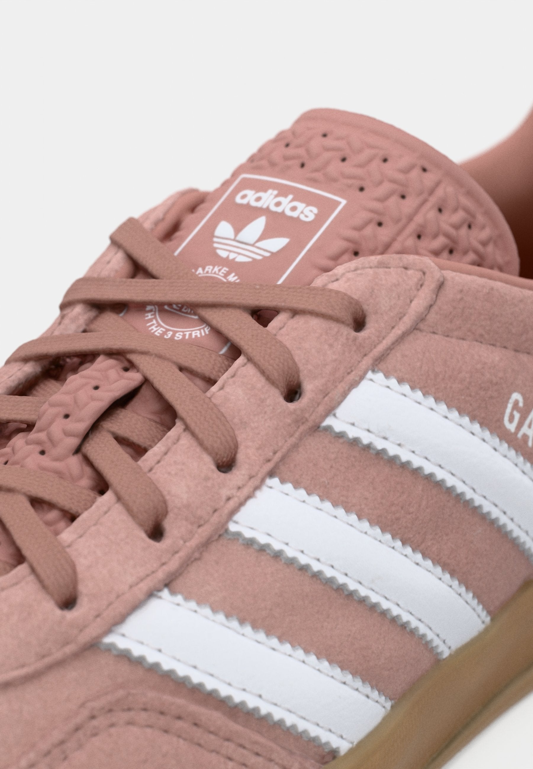 GAZELLE INDOOR - Trainers - warm clay/footwear white