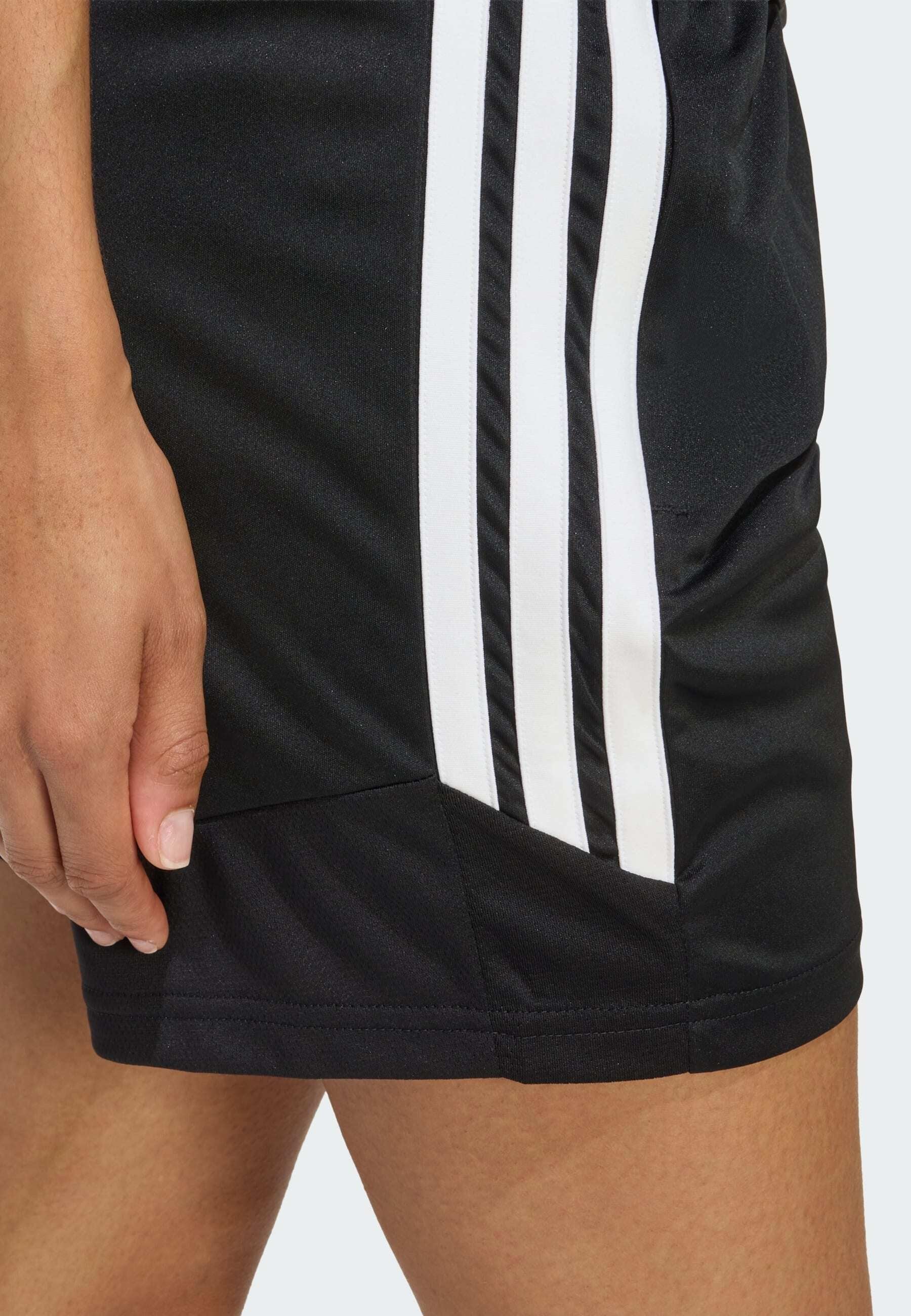 TIRO26 LEAGUE TRAINING  - Sports shorts - black white