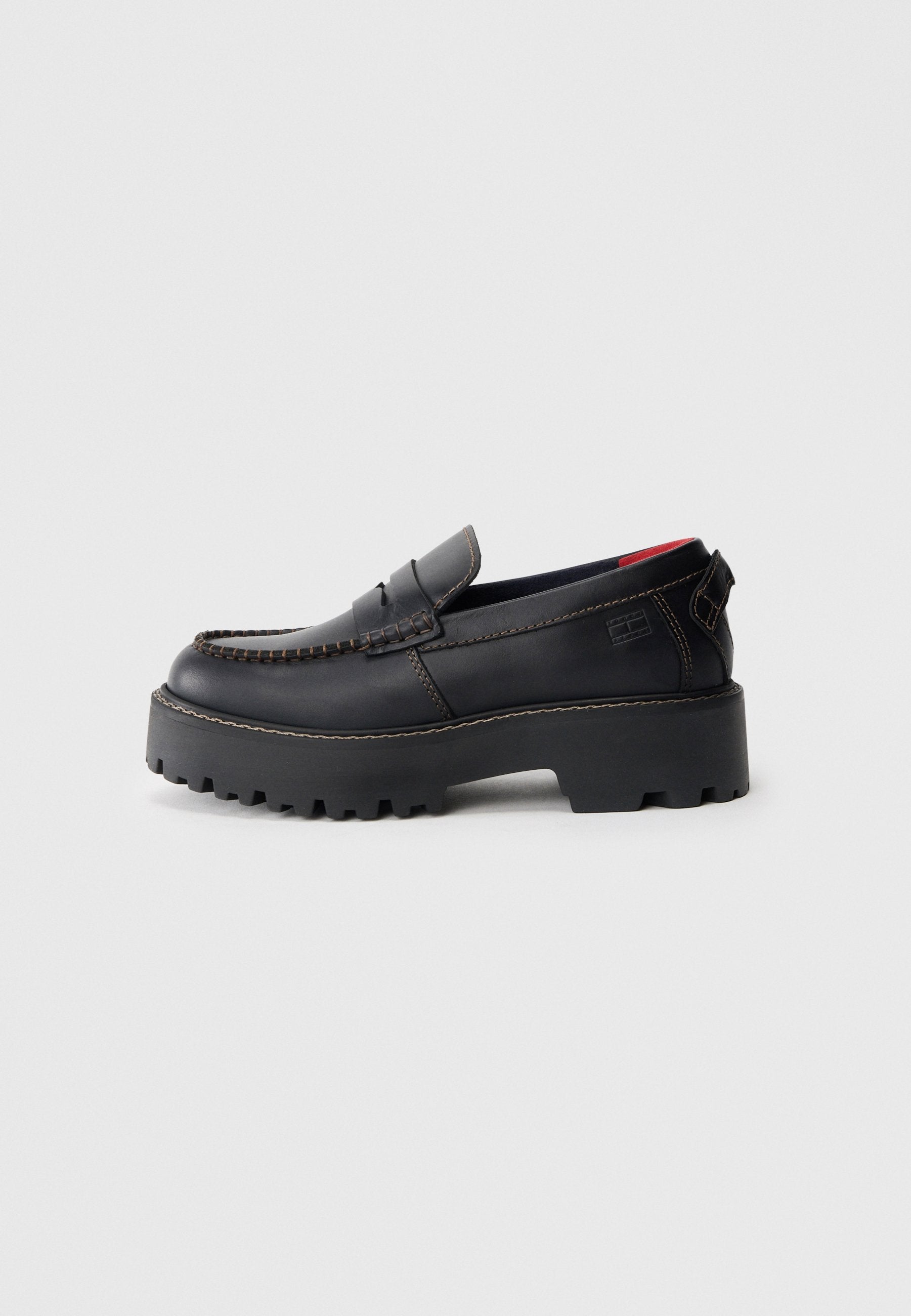ARCHIVE '01 - Slip-ons - black
