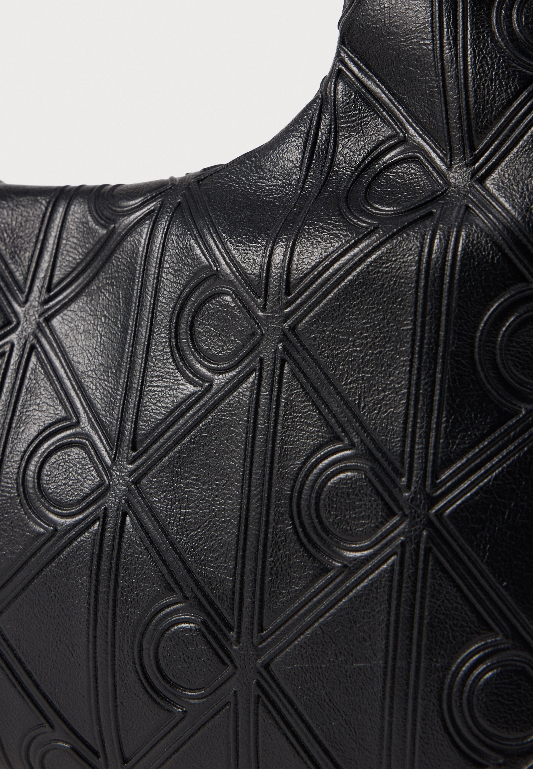 EMBLEM PUFFER BAG WITH STRAP - Cross body bag - black
