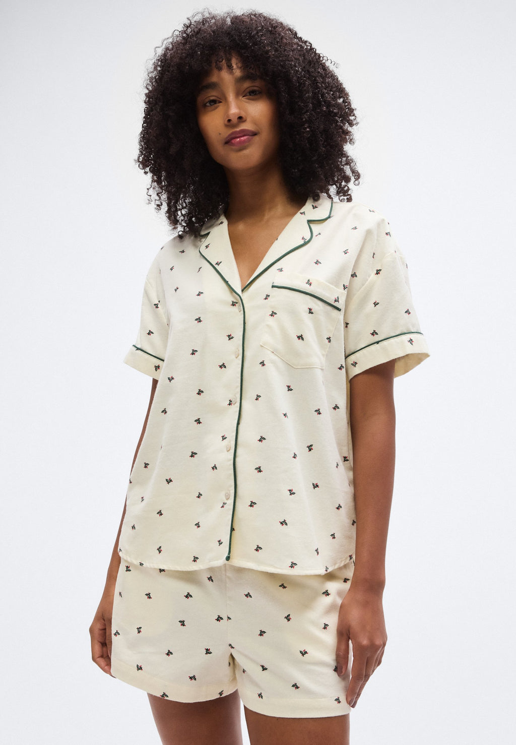 SHORT PJ - Pyjama set - off-white/green