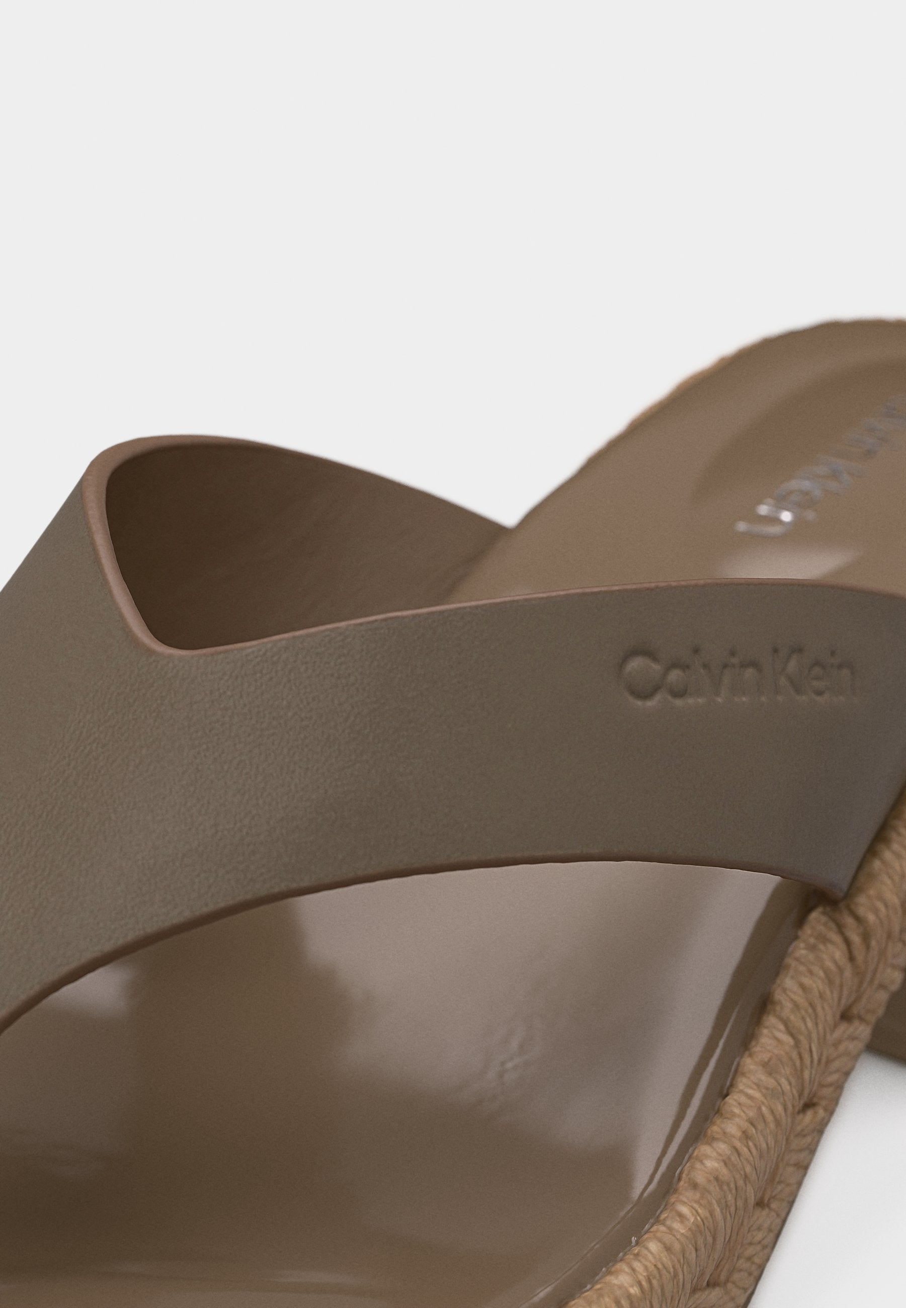 T-bar sandals - desert taupe